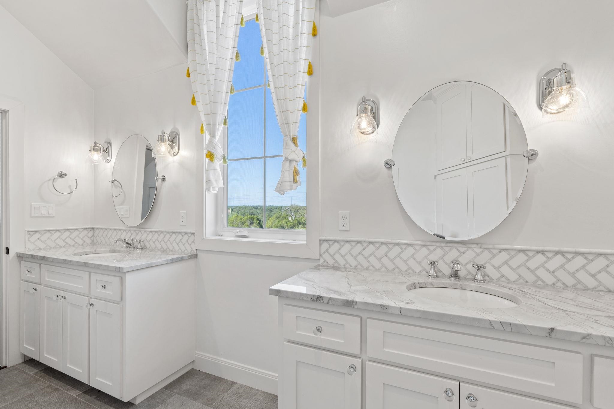 301 Twisted Oak Drive