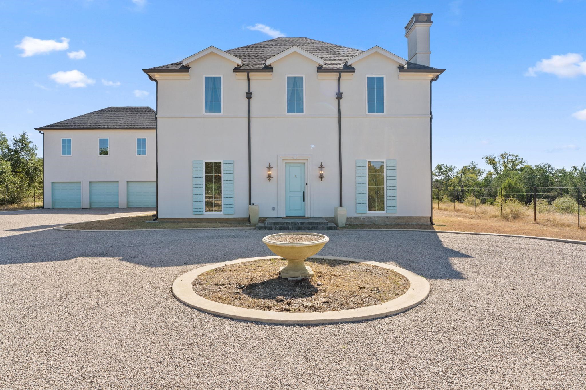 301 Twisted Oak Drive