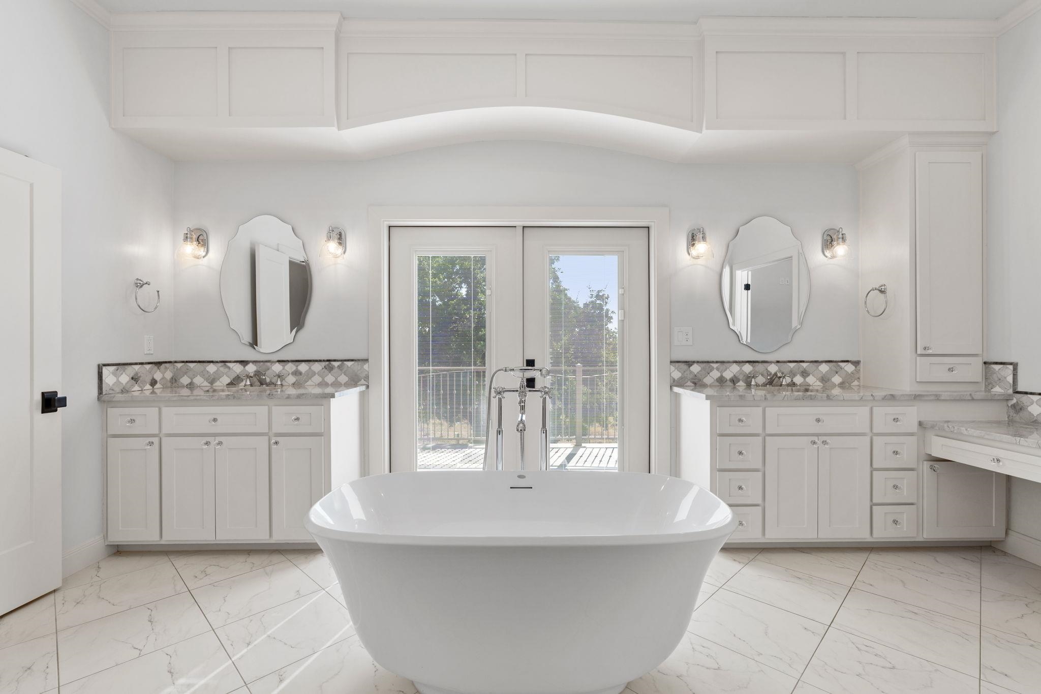 301 Twisted Oak Drive