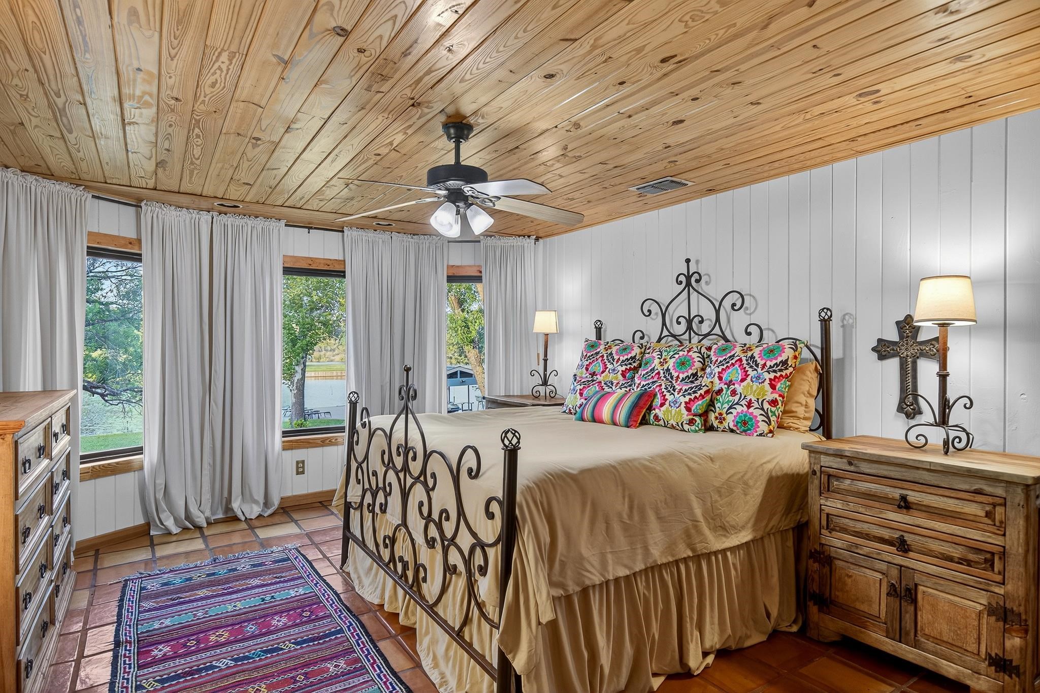 710 Sandy Harbor Drive