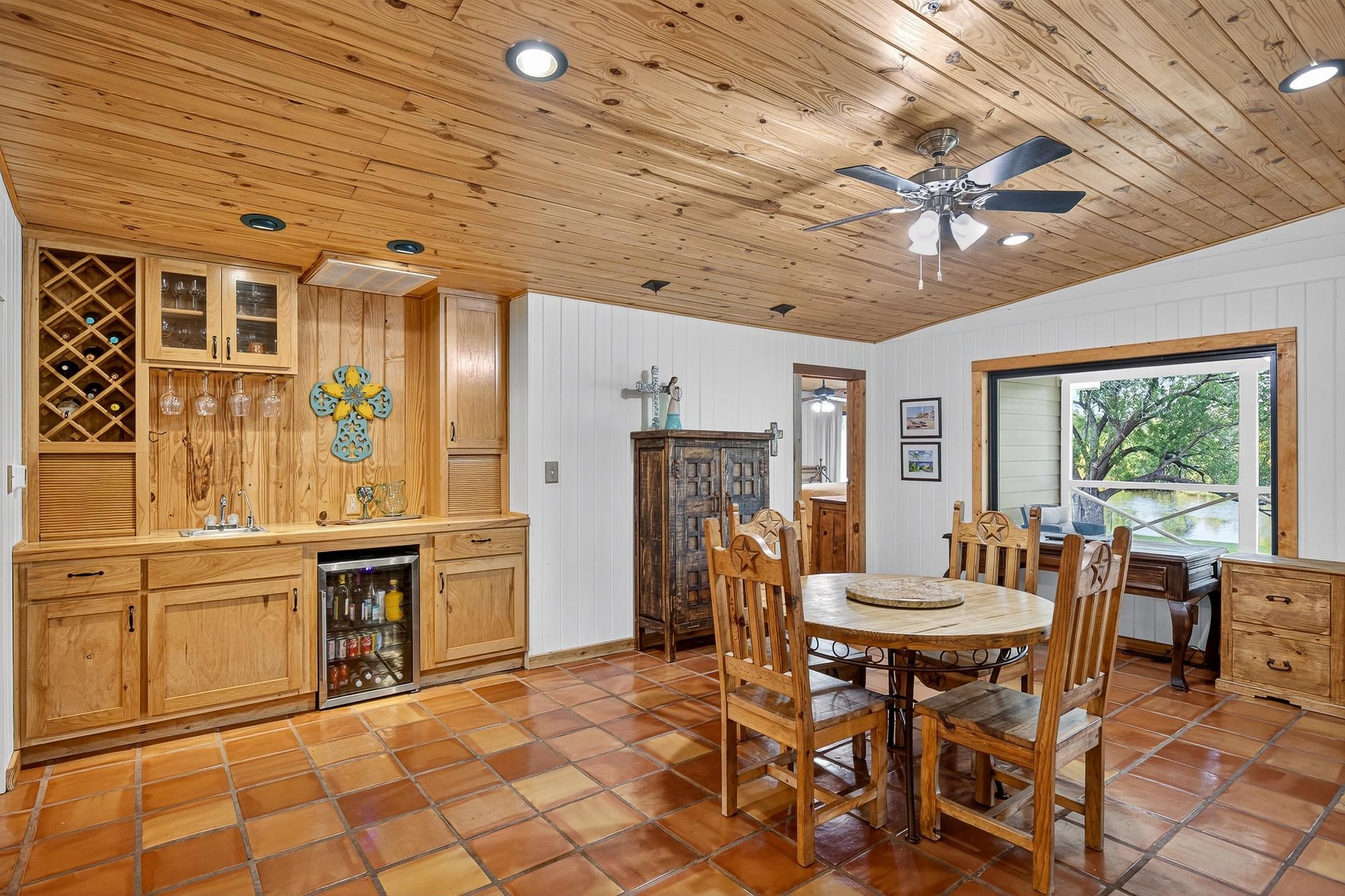 710 Sandy Harbor Drive