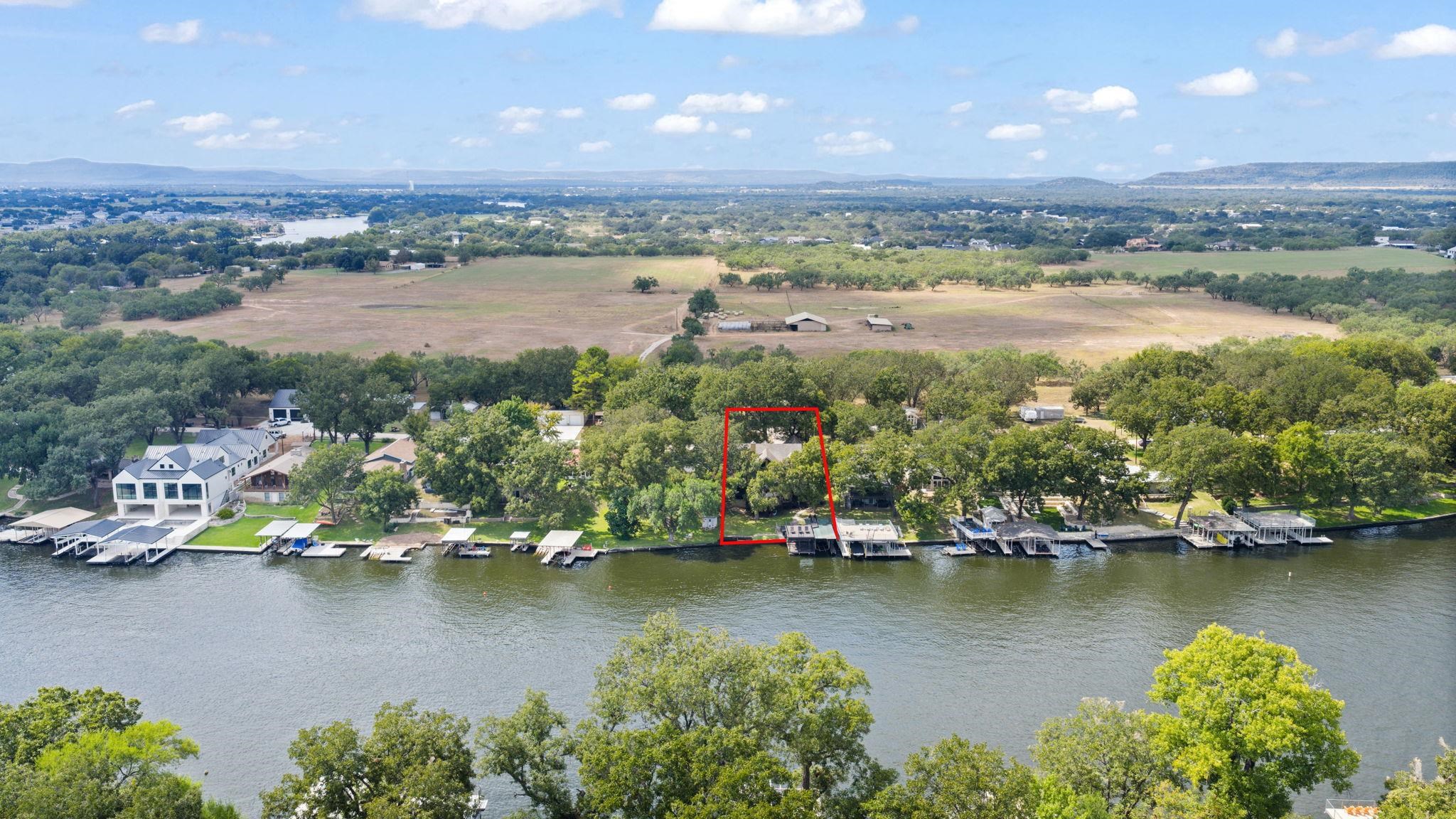 2530 Williams Lakeshore