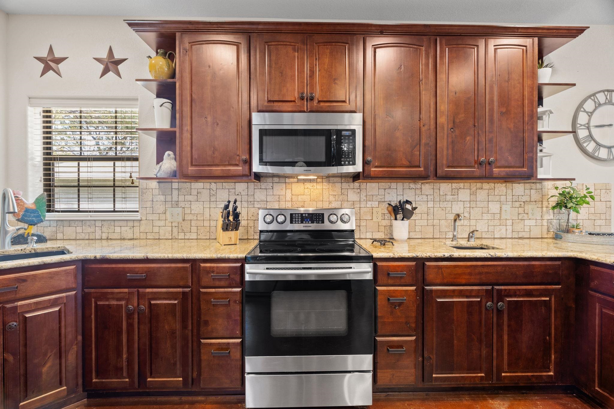 2530 Williams Lakeshore