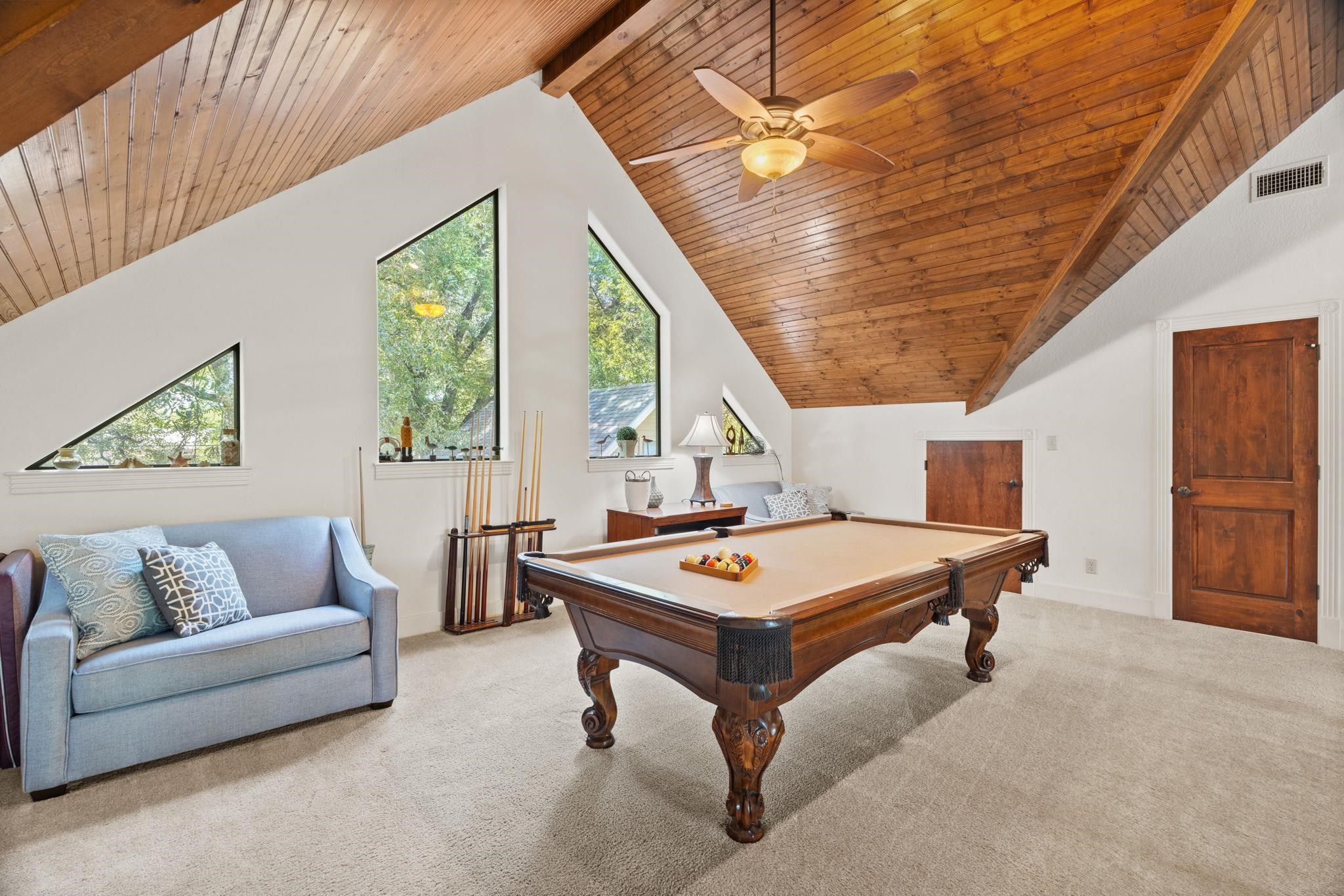 2530 Williams Lakeshore