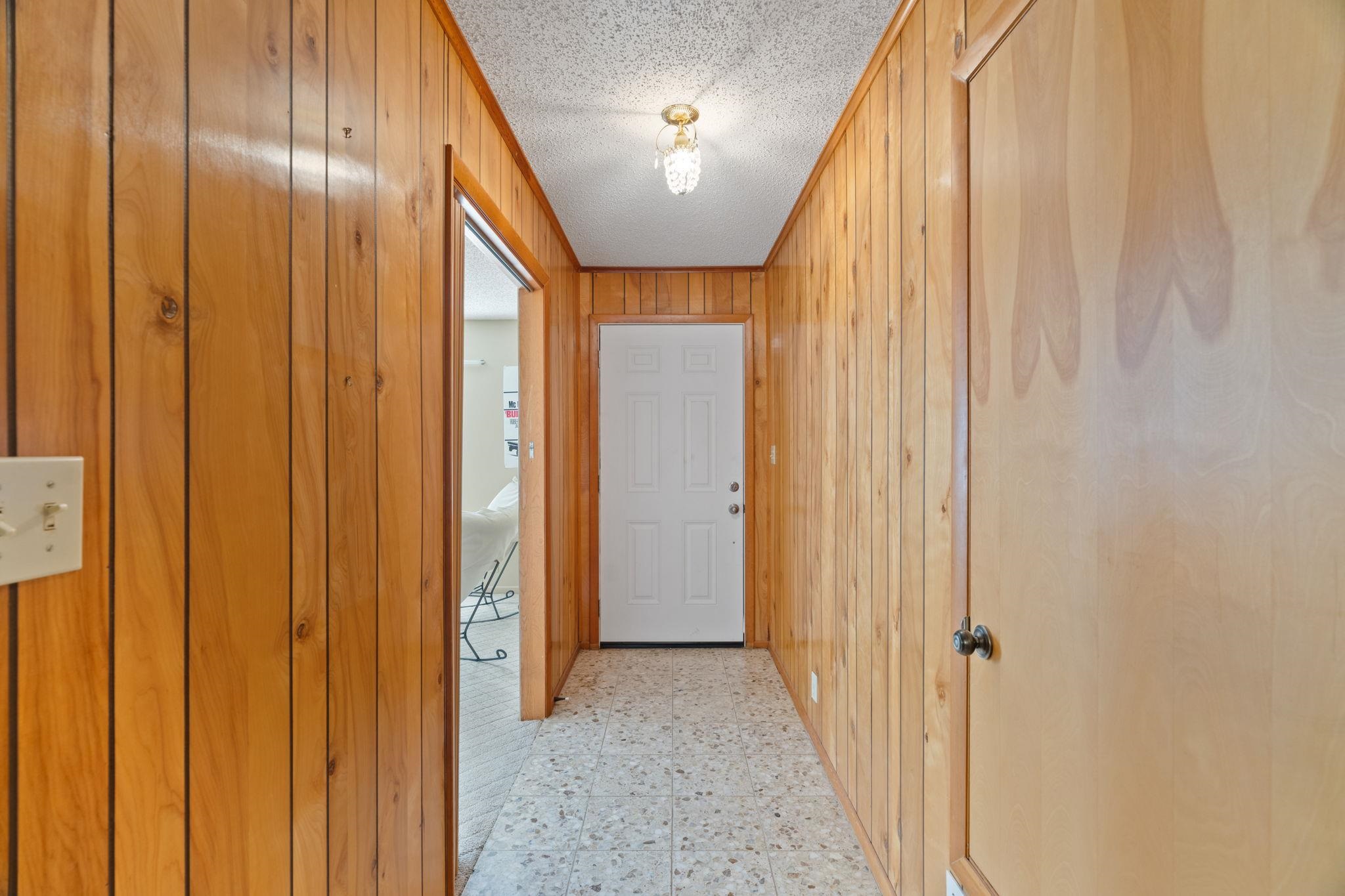 2510 Oak Trail
