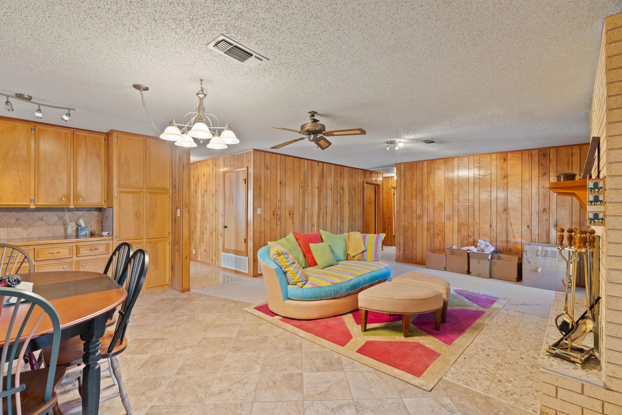 2510 Oak Trail