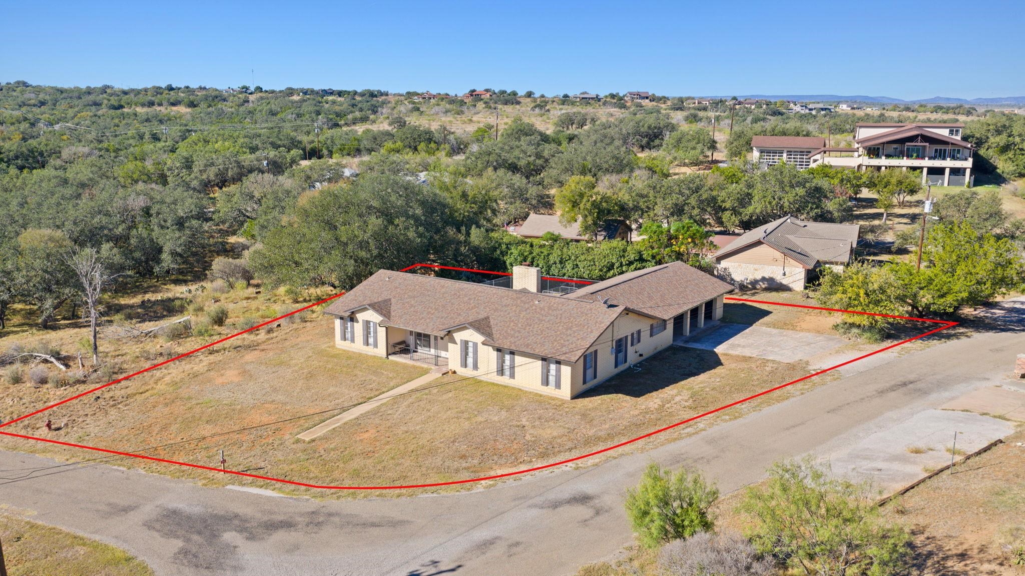 2510 Oak Trail