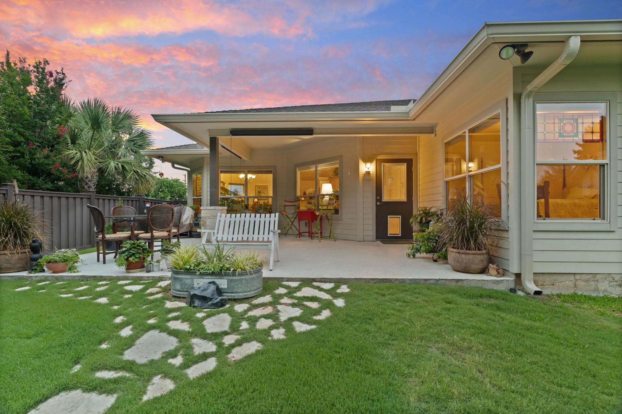 813 Lacey Oak Circle