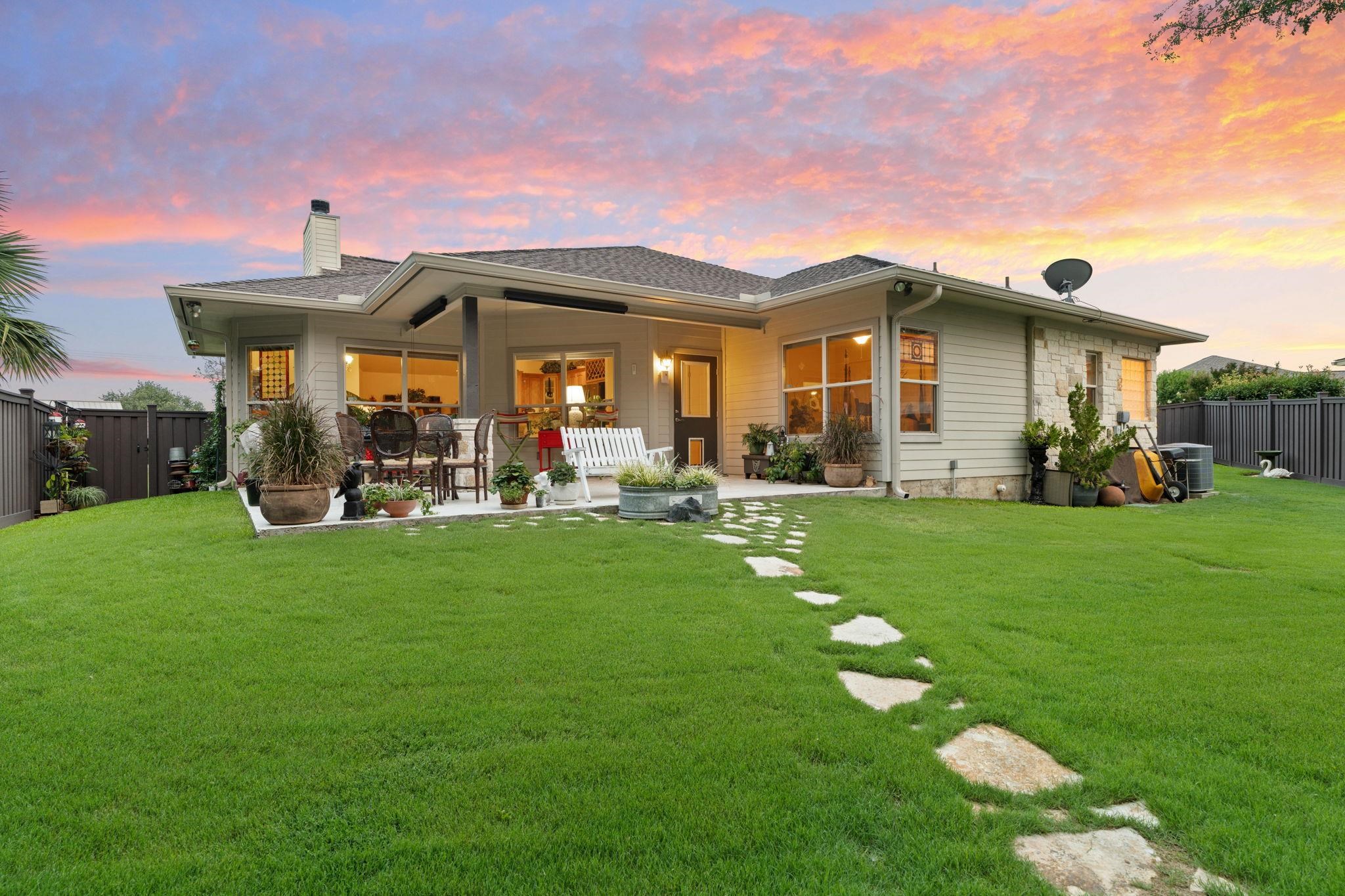 813 Lacey Oak Circle