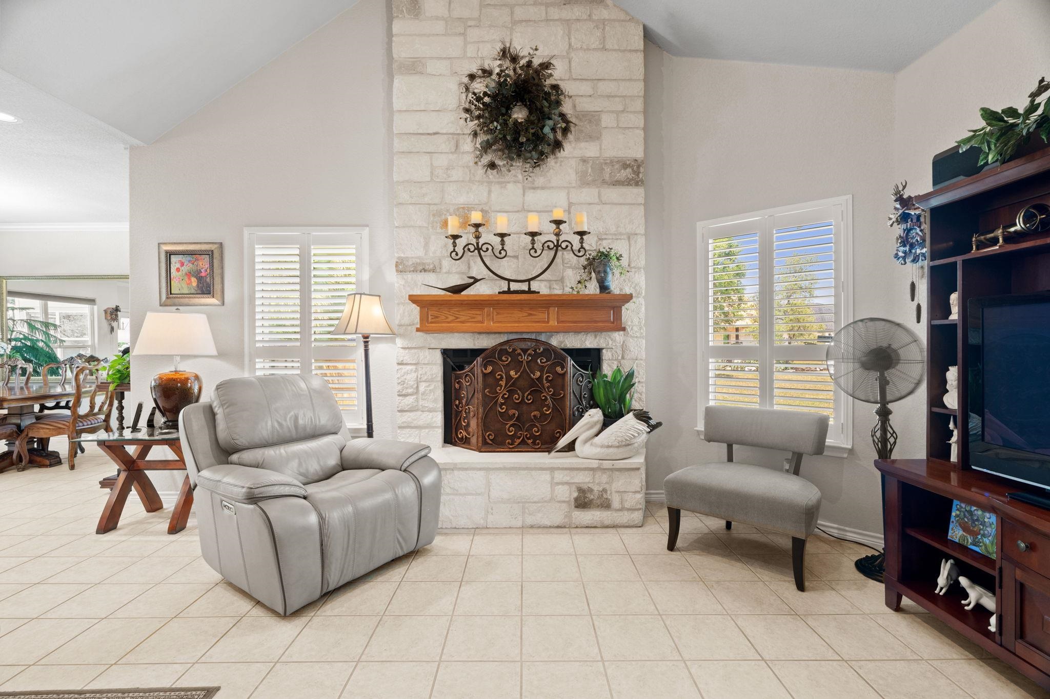 813 Lacey Oak Circle