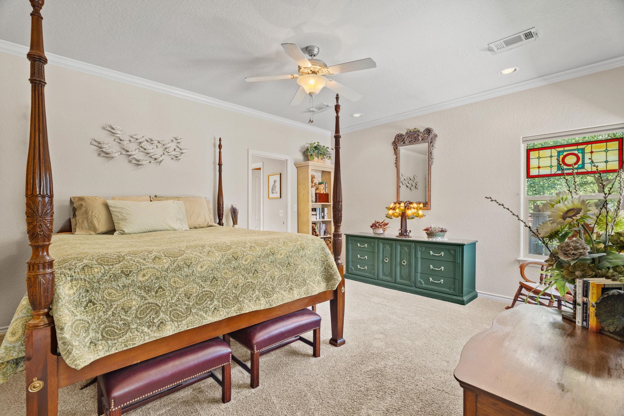 813 Lacey Oak Circle