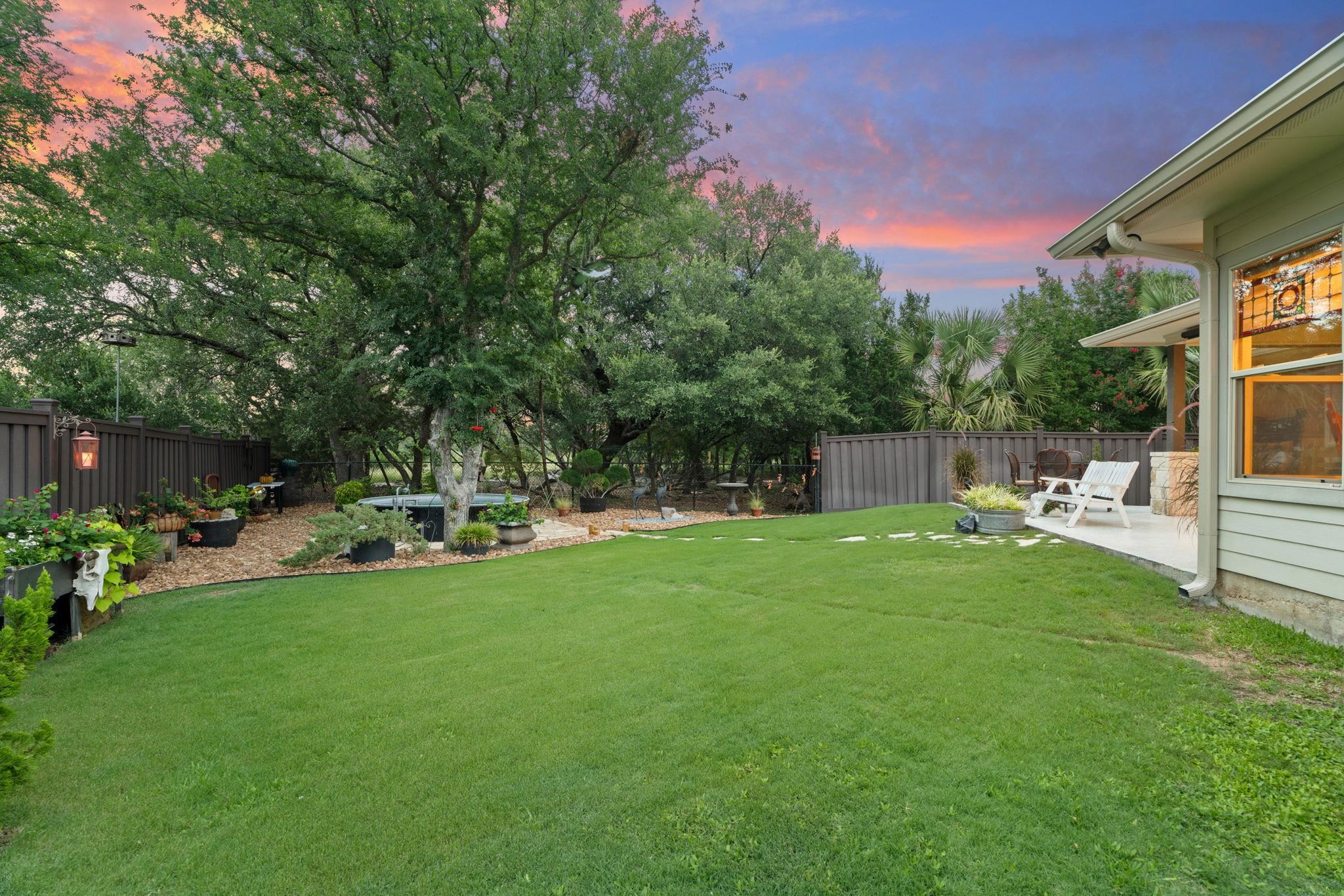 813 Lacey Oak Circle