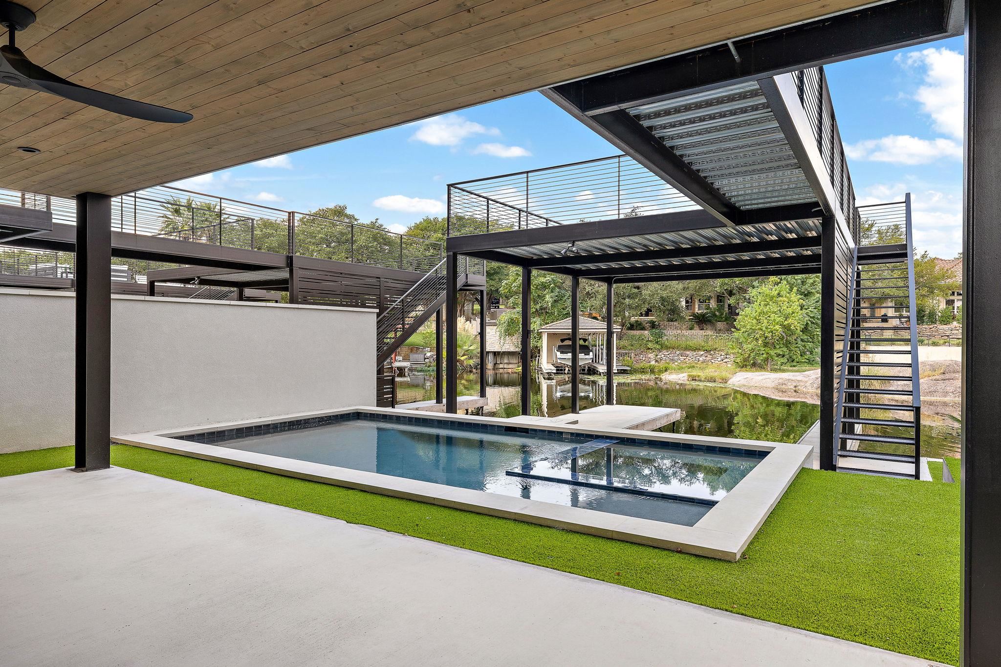 701-B Hi Circle North Drive