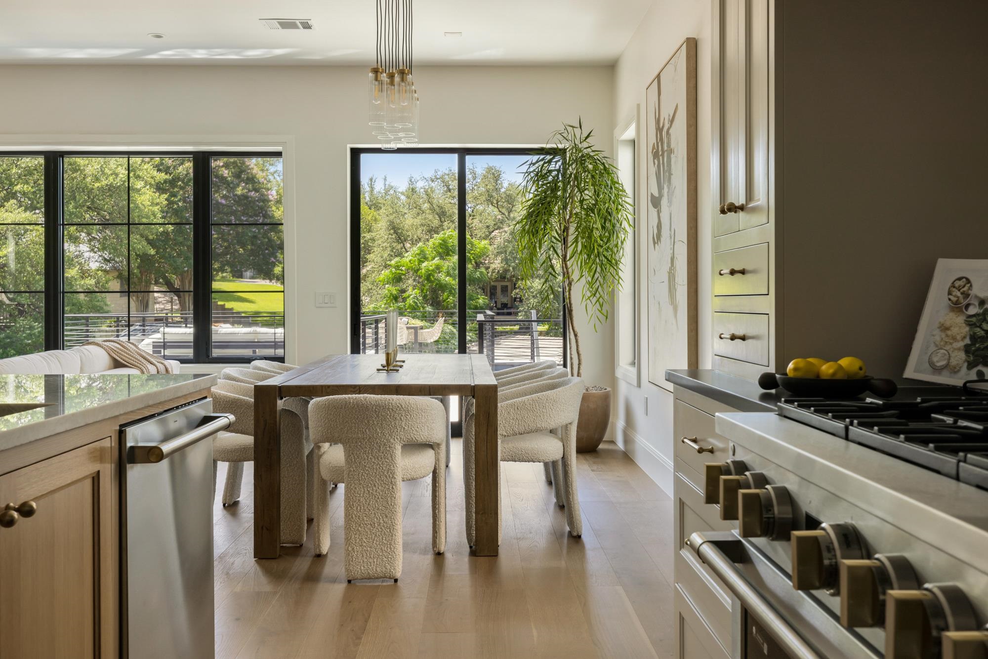 701-A Hi Circle North Drive