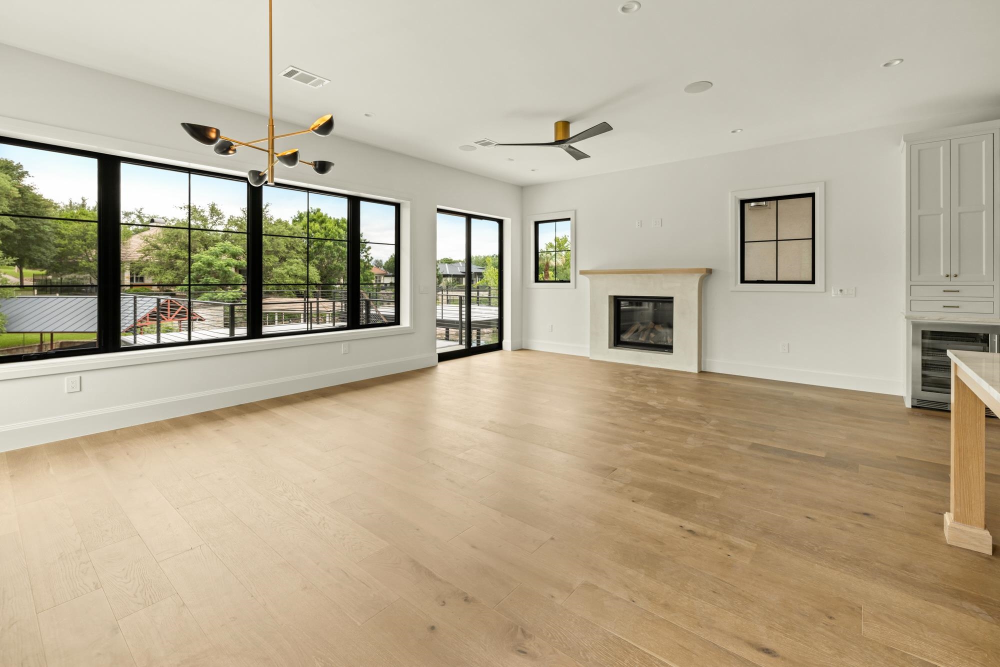 701-A Hi Circle North Drive