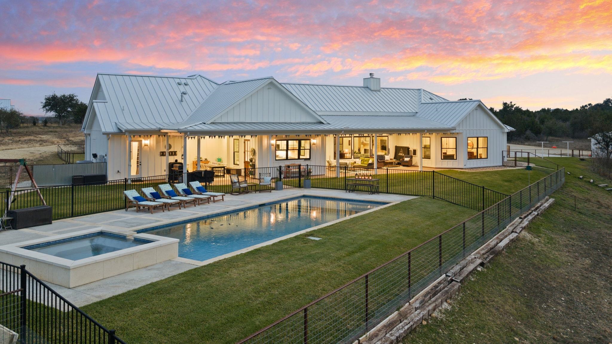 452 Southwick Ranch Rd