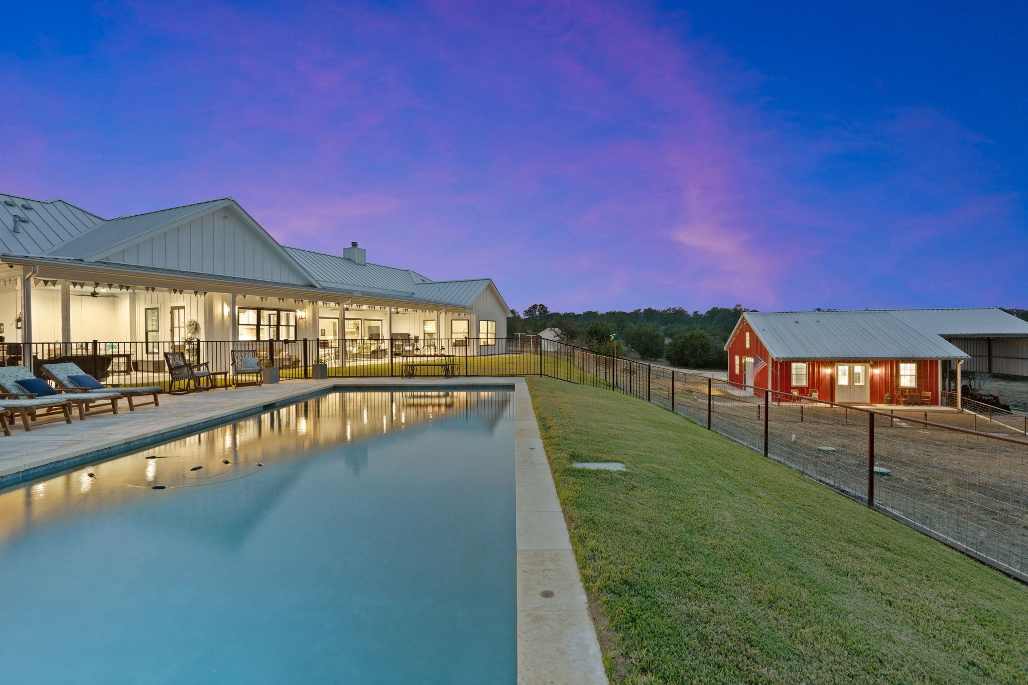452 Southwick Ranch Rd