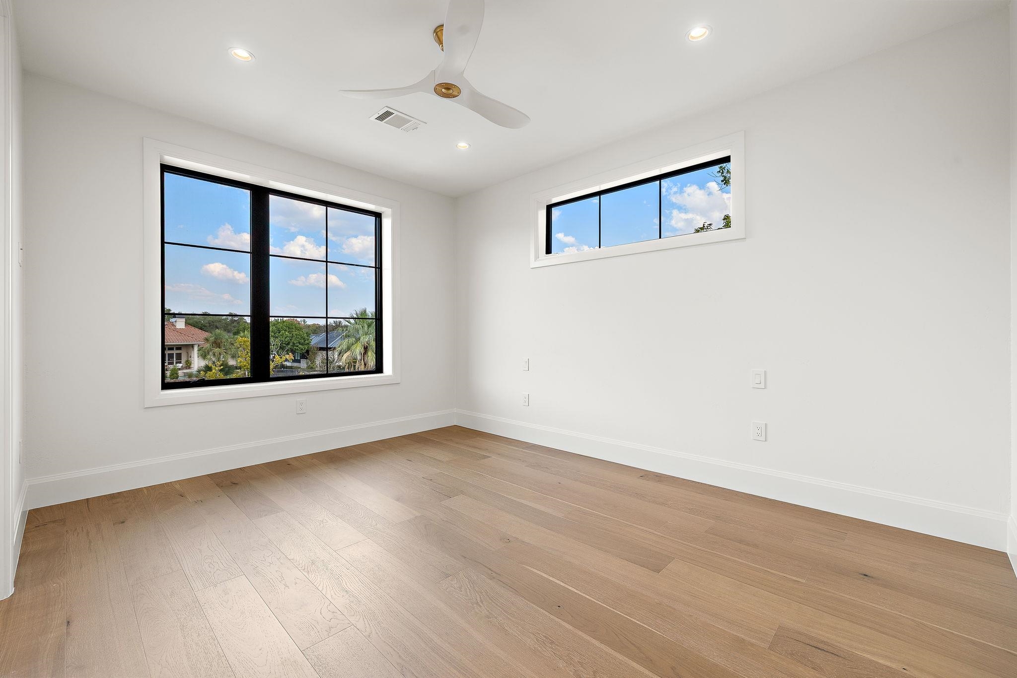 701-D Hi Circle North Drive