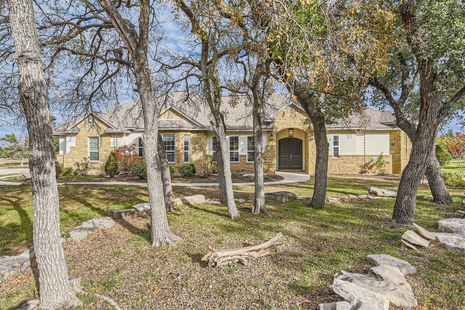 113 Vista View Trail