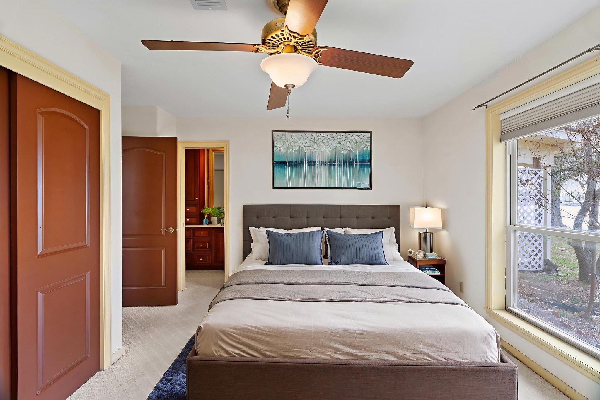 104 Live Oak