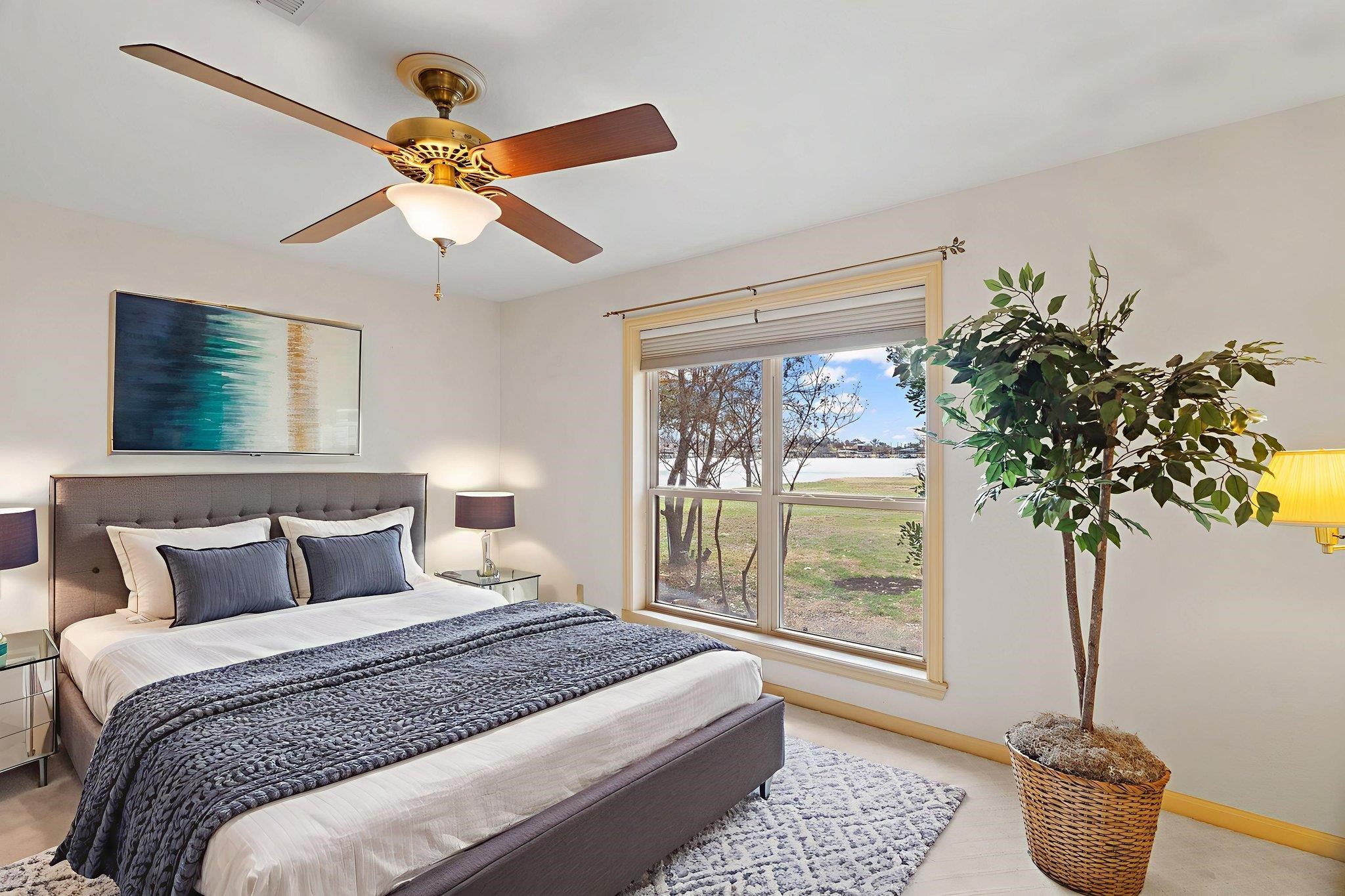 104 Live Oak