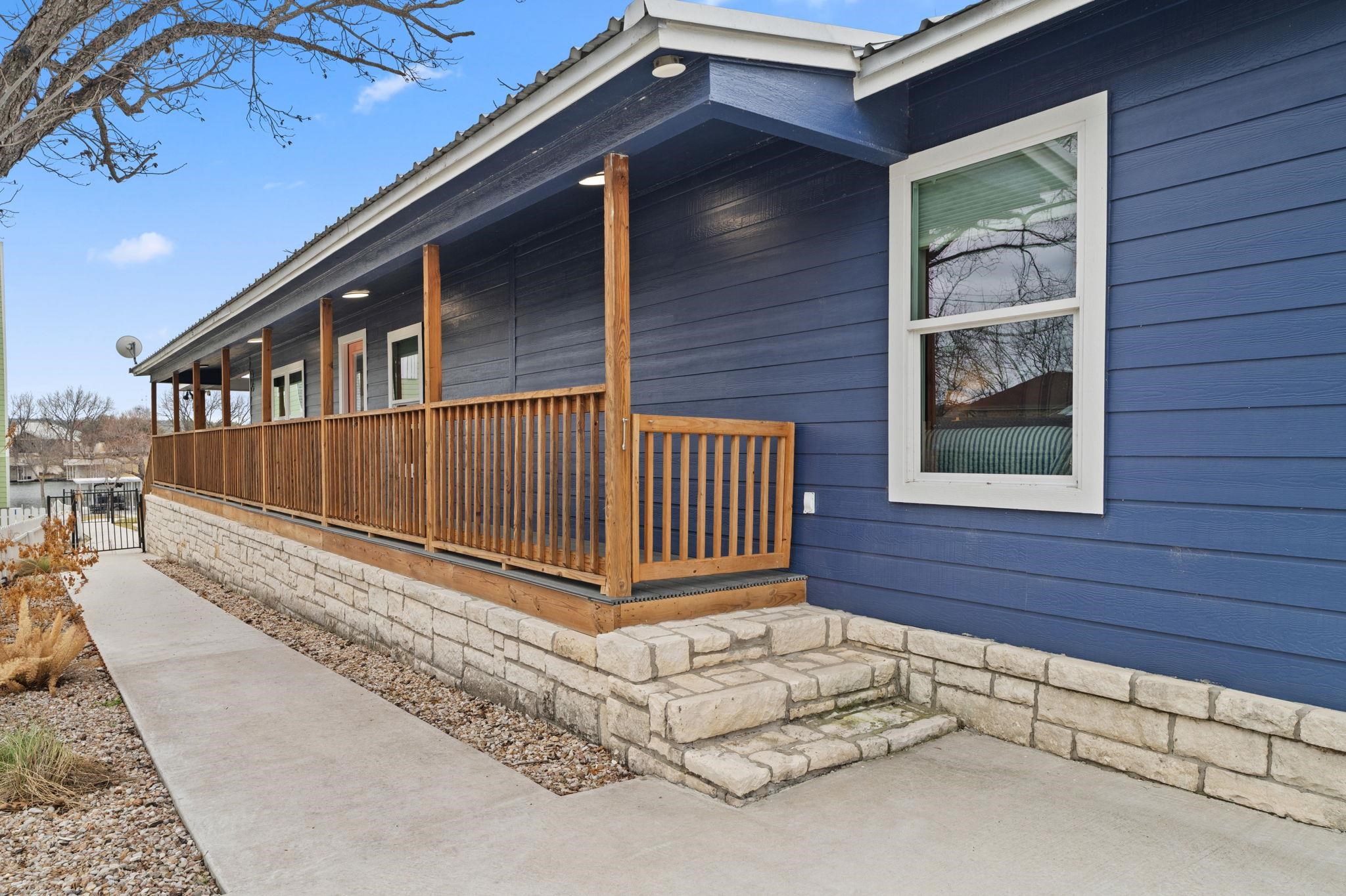 2028 Williams Lakeshore