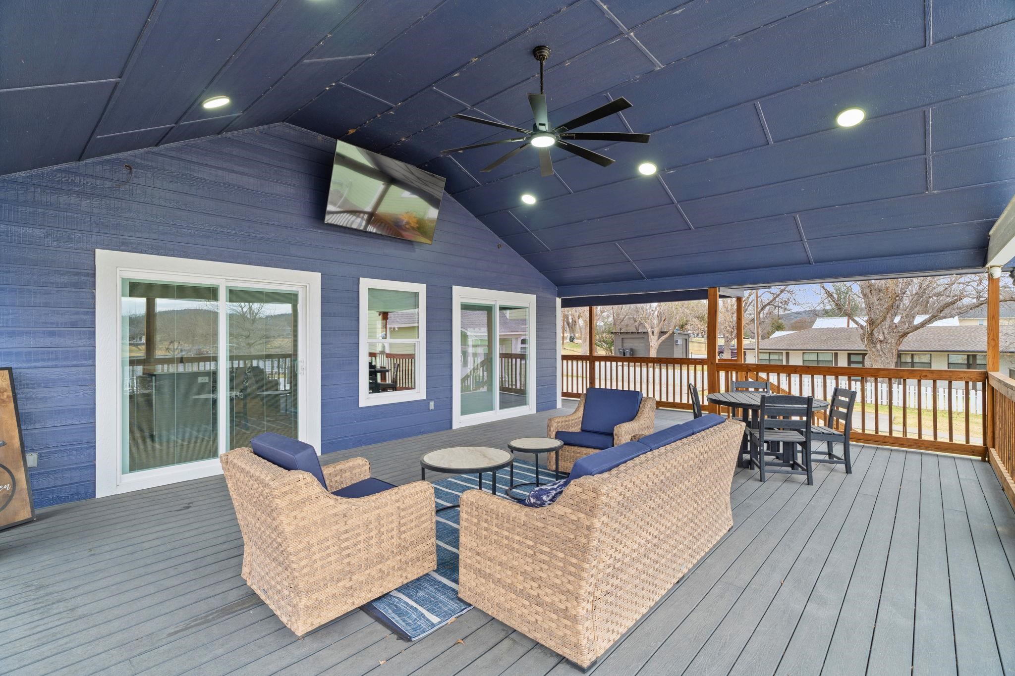 2028 Williams Lakeshore