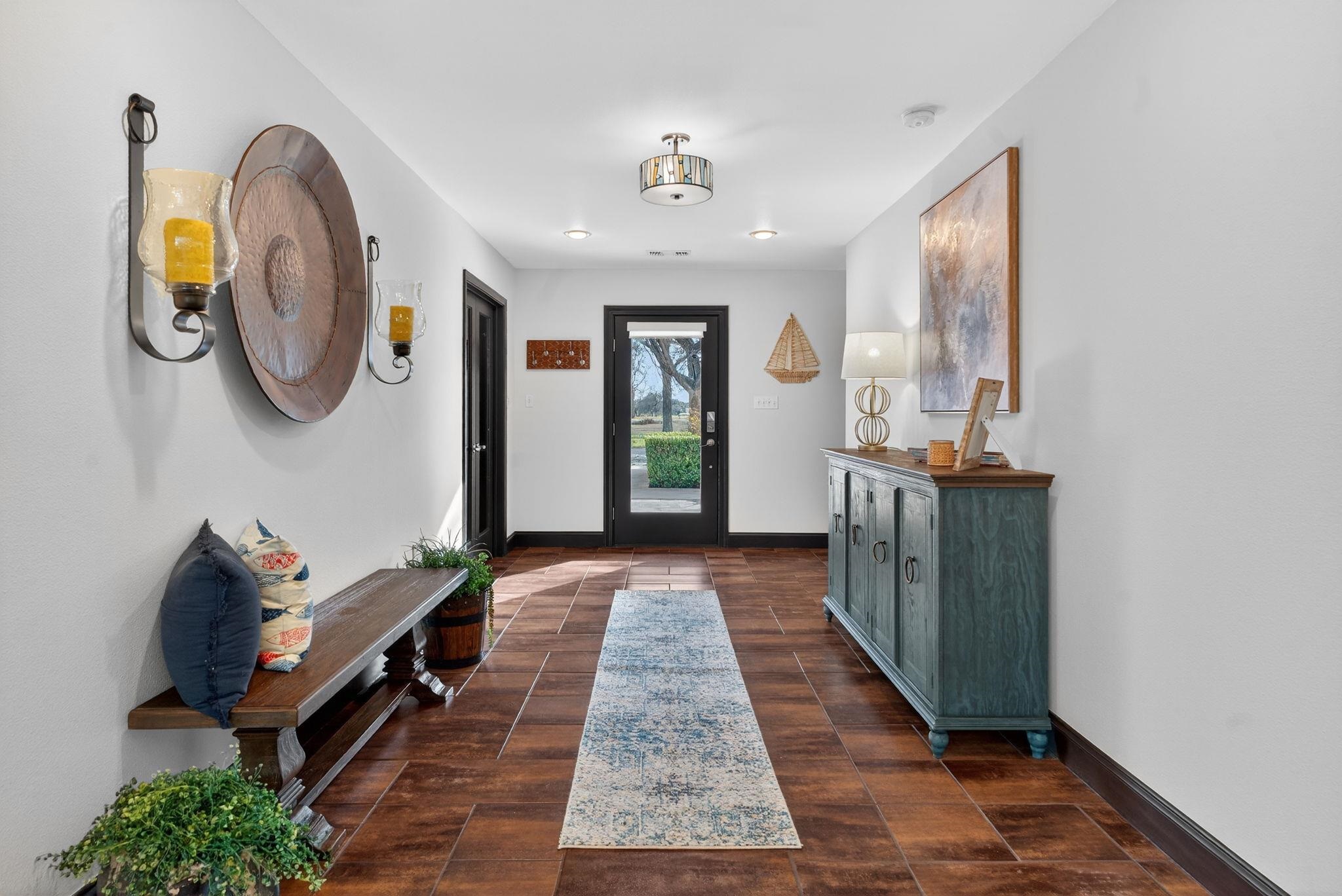 1514 Bluebonnet Ln