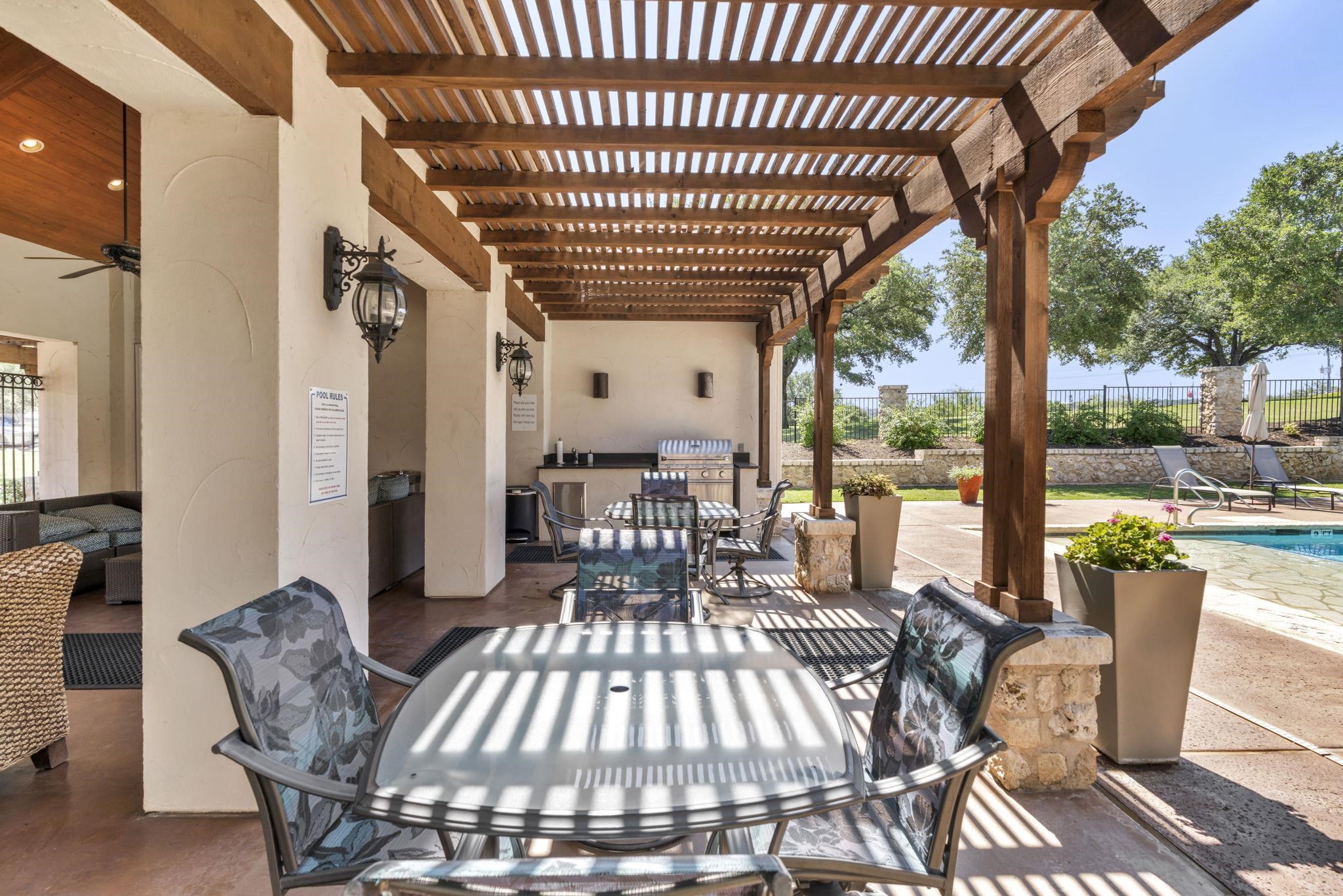 306 Enclave Circle