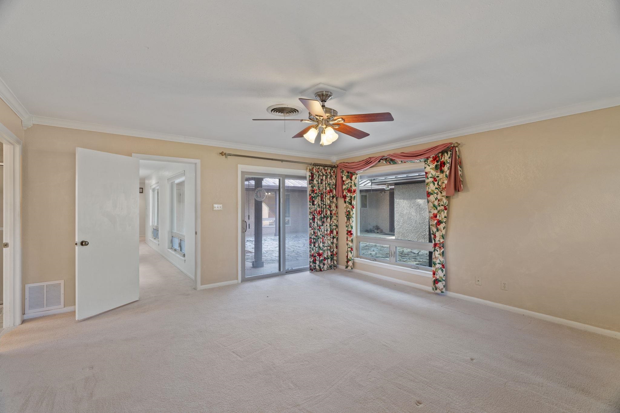216 Harbor Light