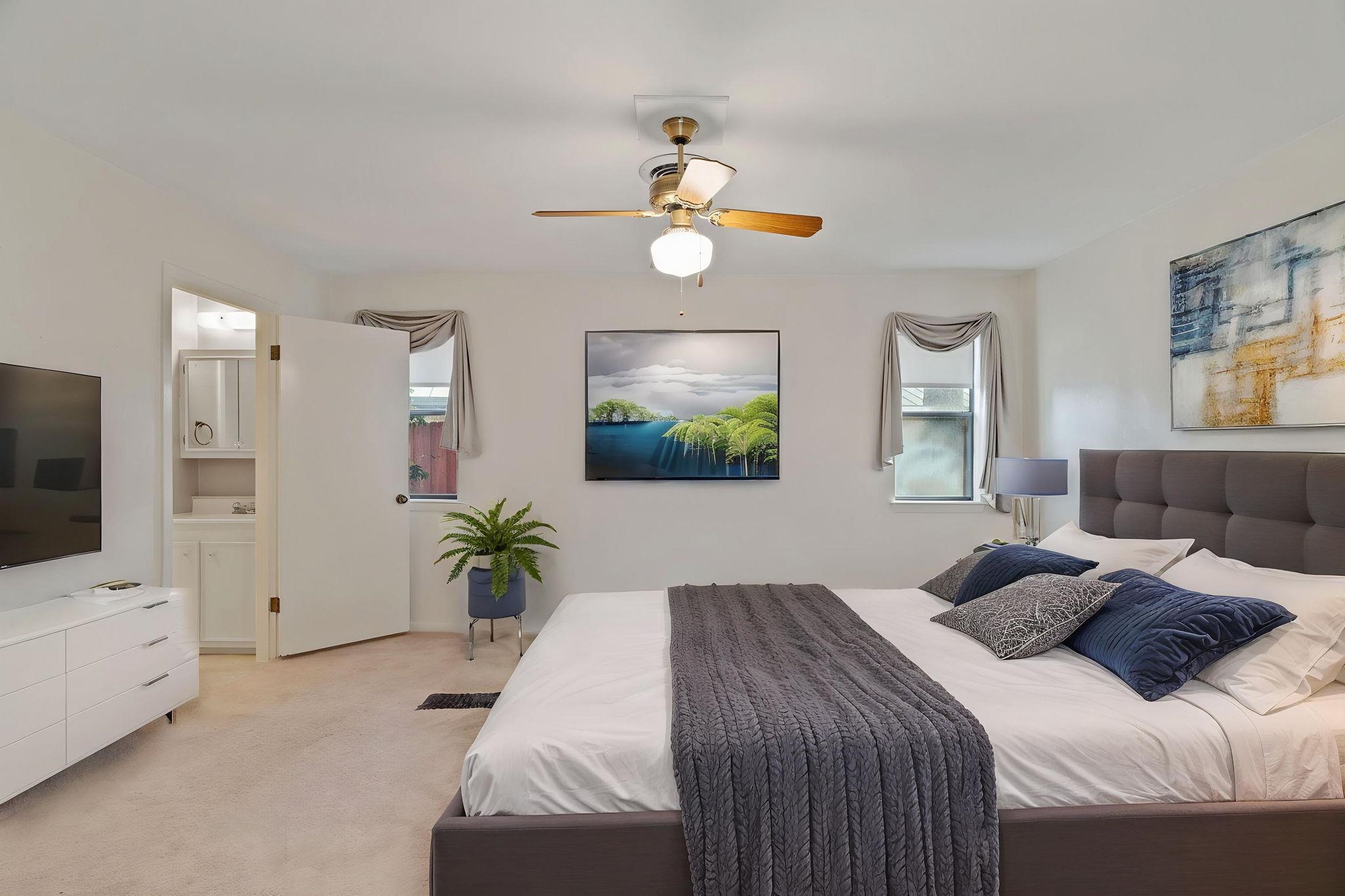 216 Harbor Light