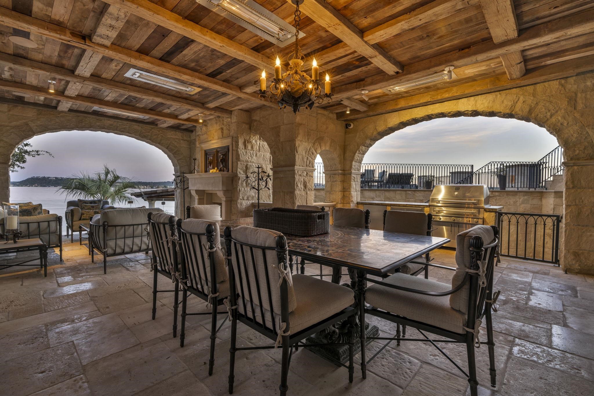 419 Lighthouse
