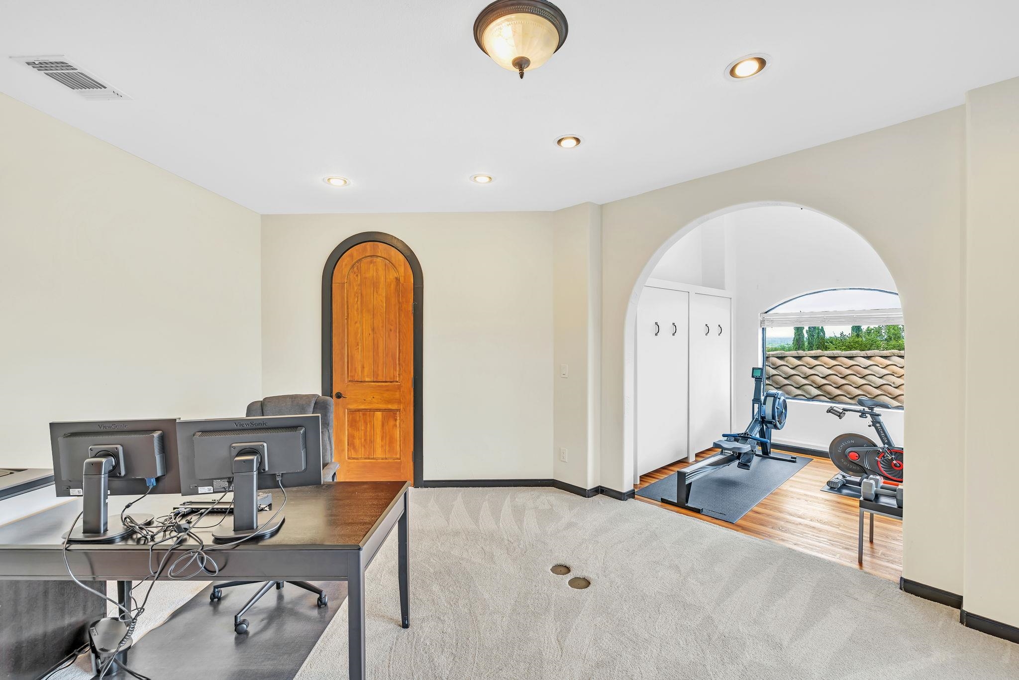 409 Cielo Circle