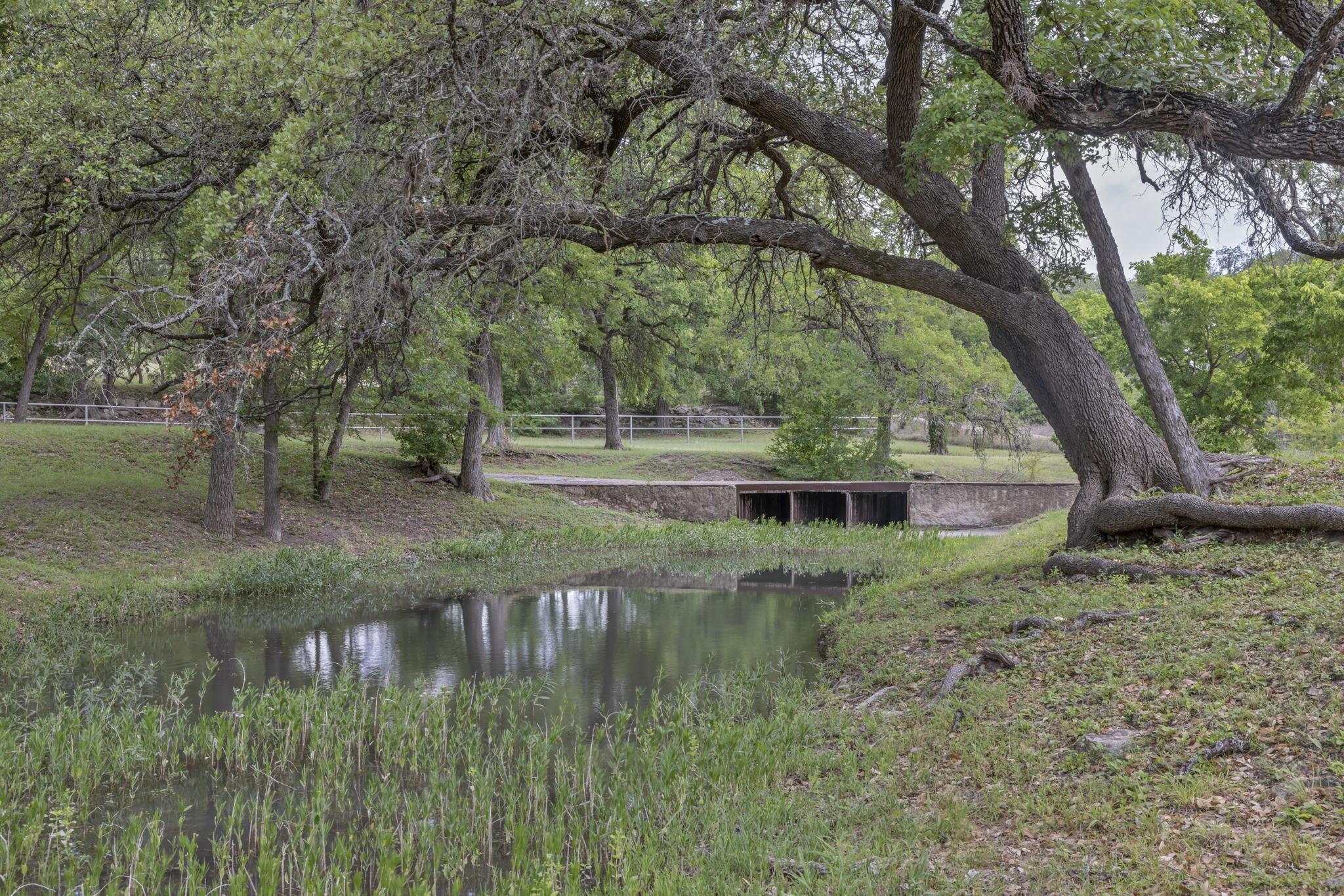 1912 US-281 S Highway