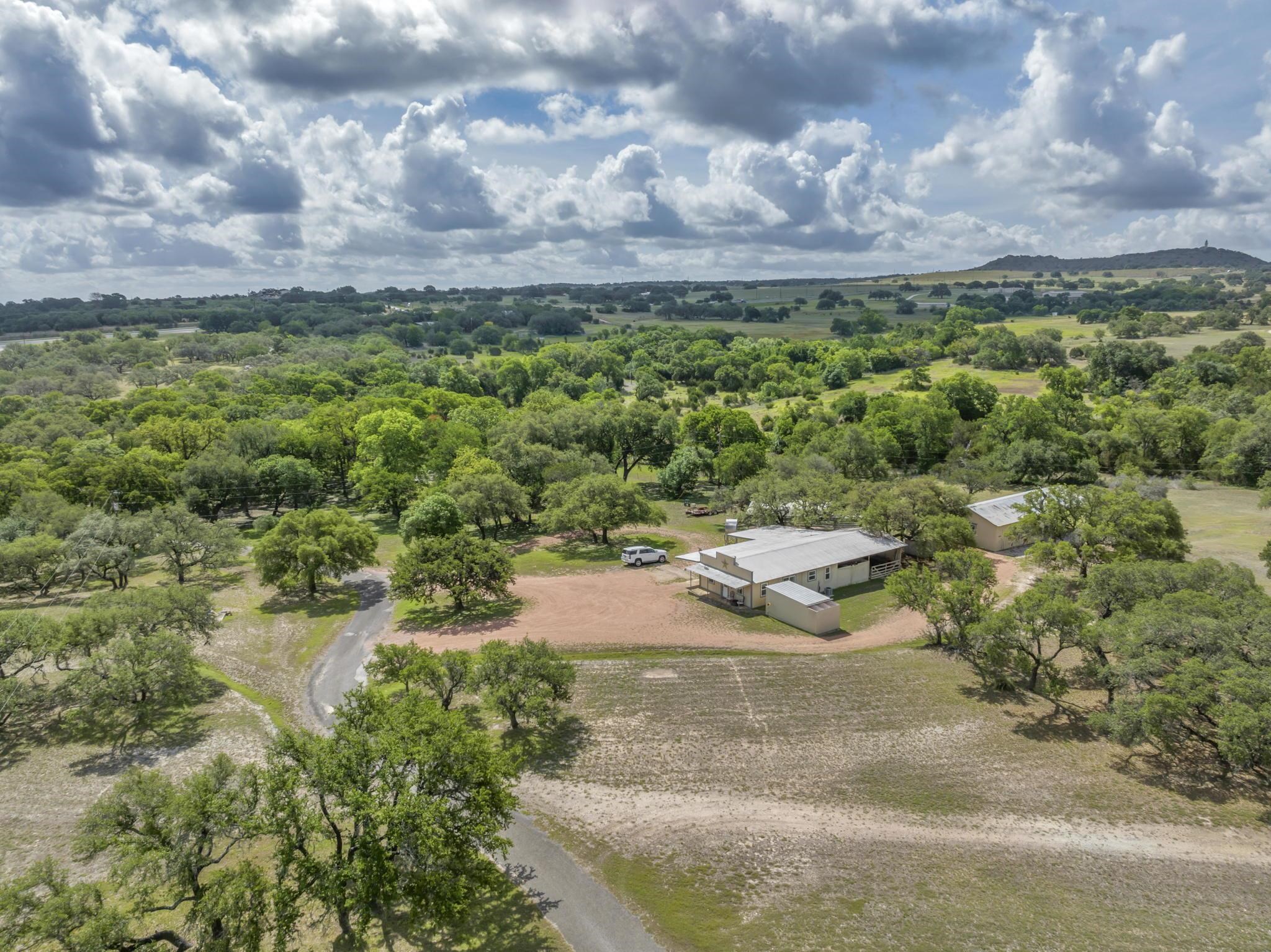 1912 US-281 S Highway