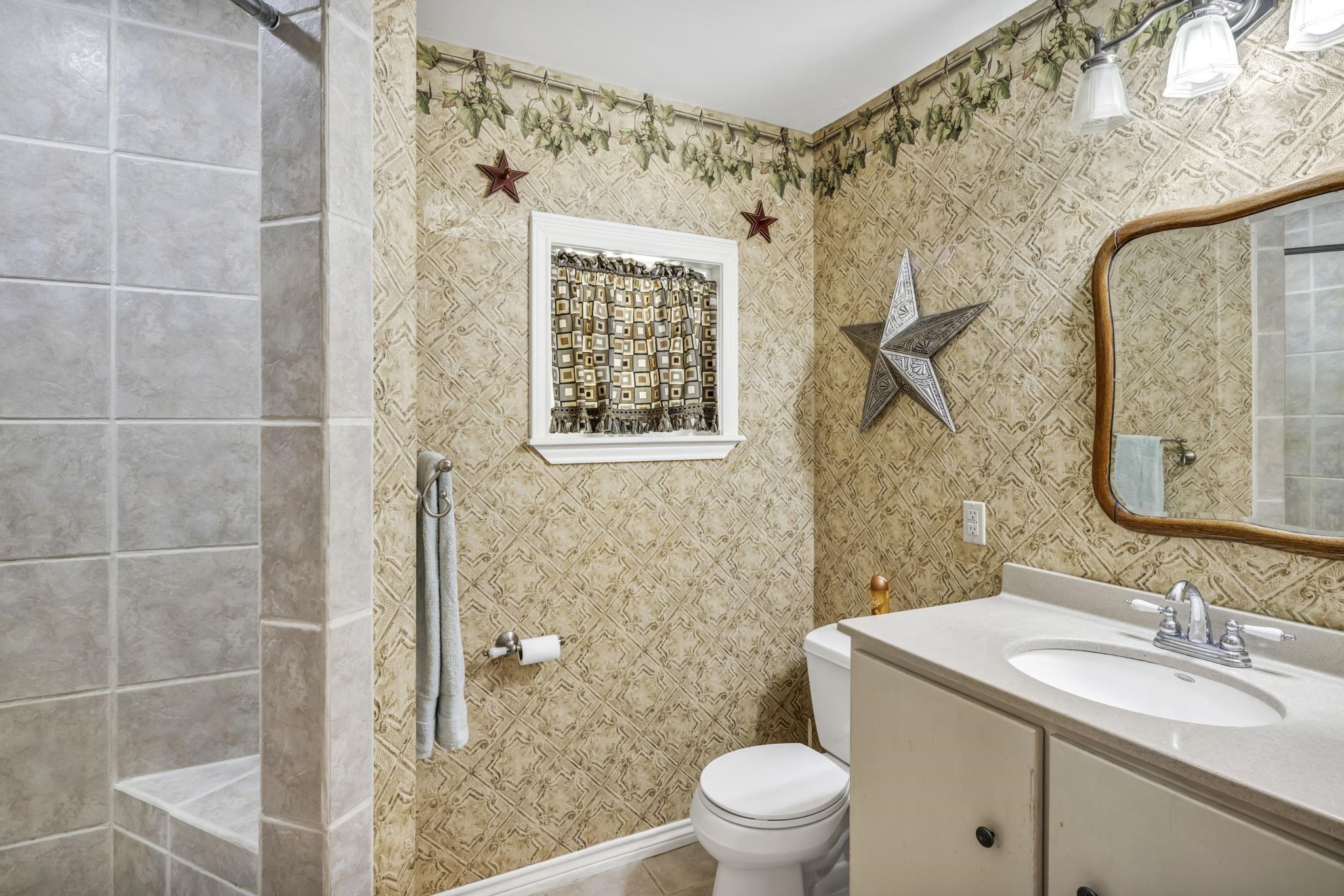 1912 US-281 S Highway