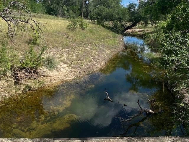 1912 US-281 S Highway