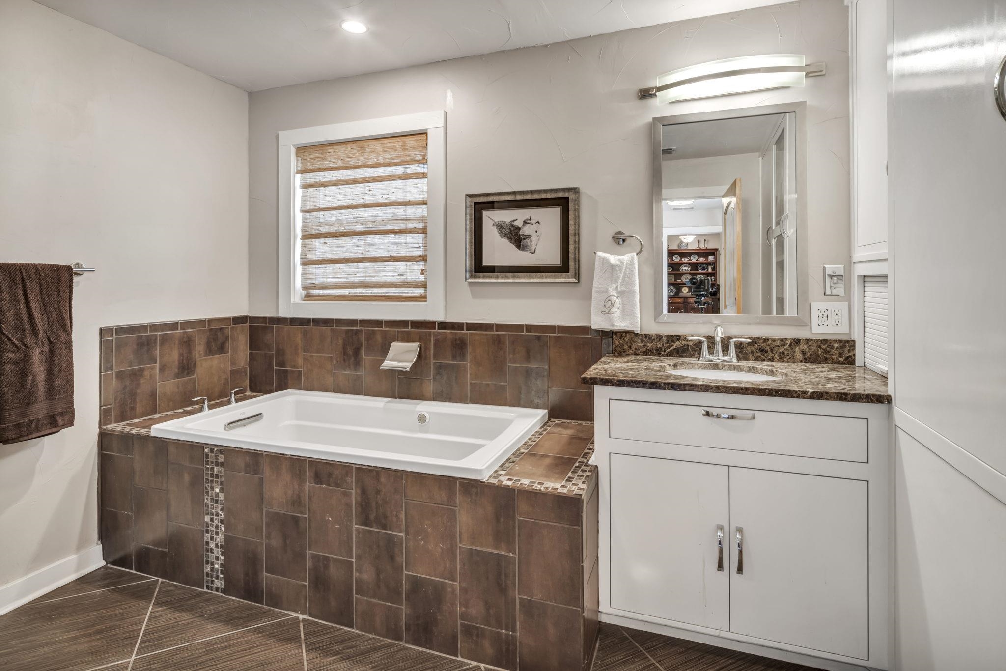 1912 US-281 S Highway