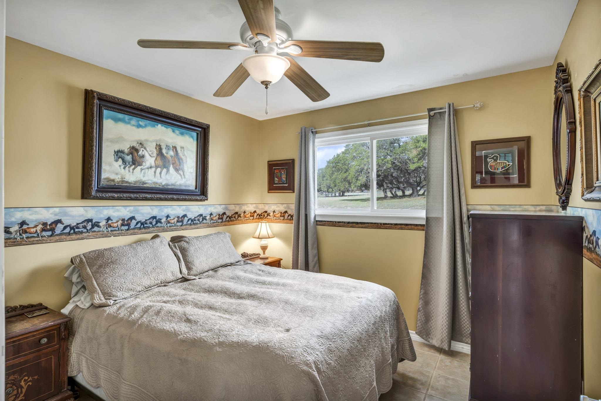 1912 US-281 S Highway