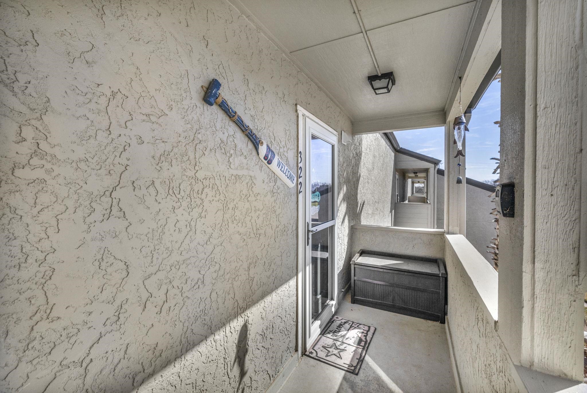 604 Highcrest Dr