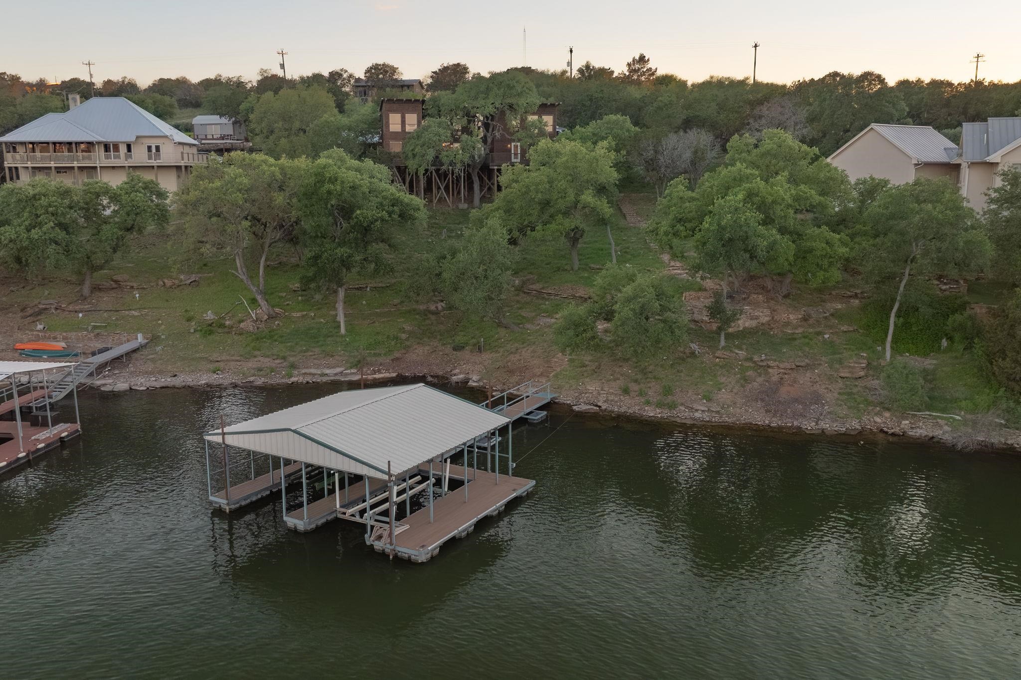 2512 Sunset Cliff Road