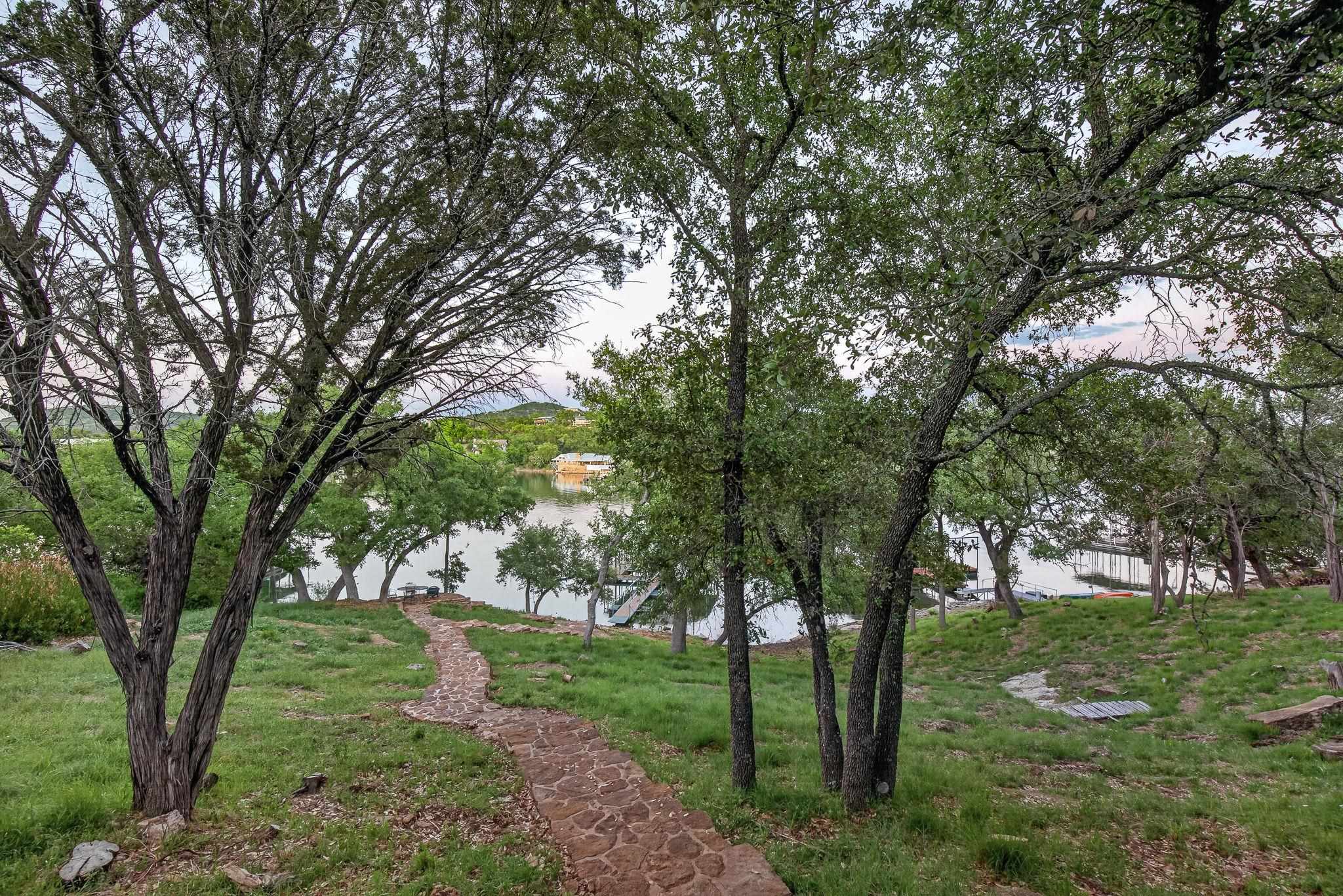 2512 Sunset Cliff Road