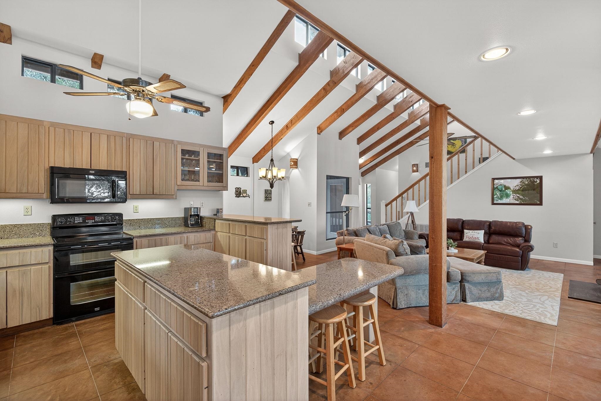 2512 Sunset Cliff Road
