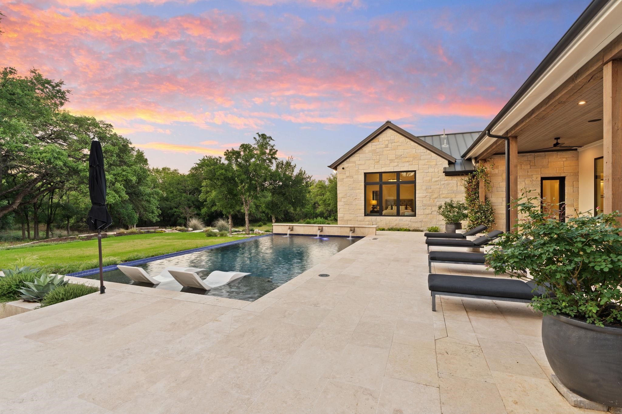 1011 The Trails Parkway