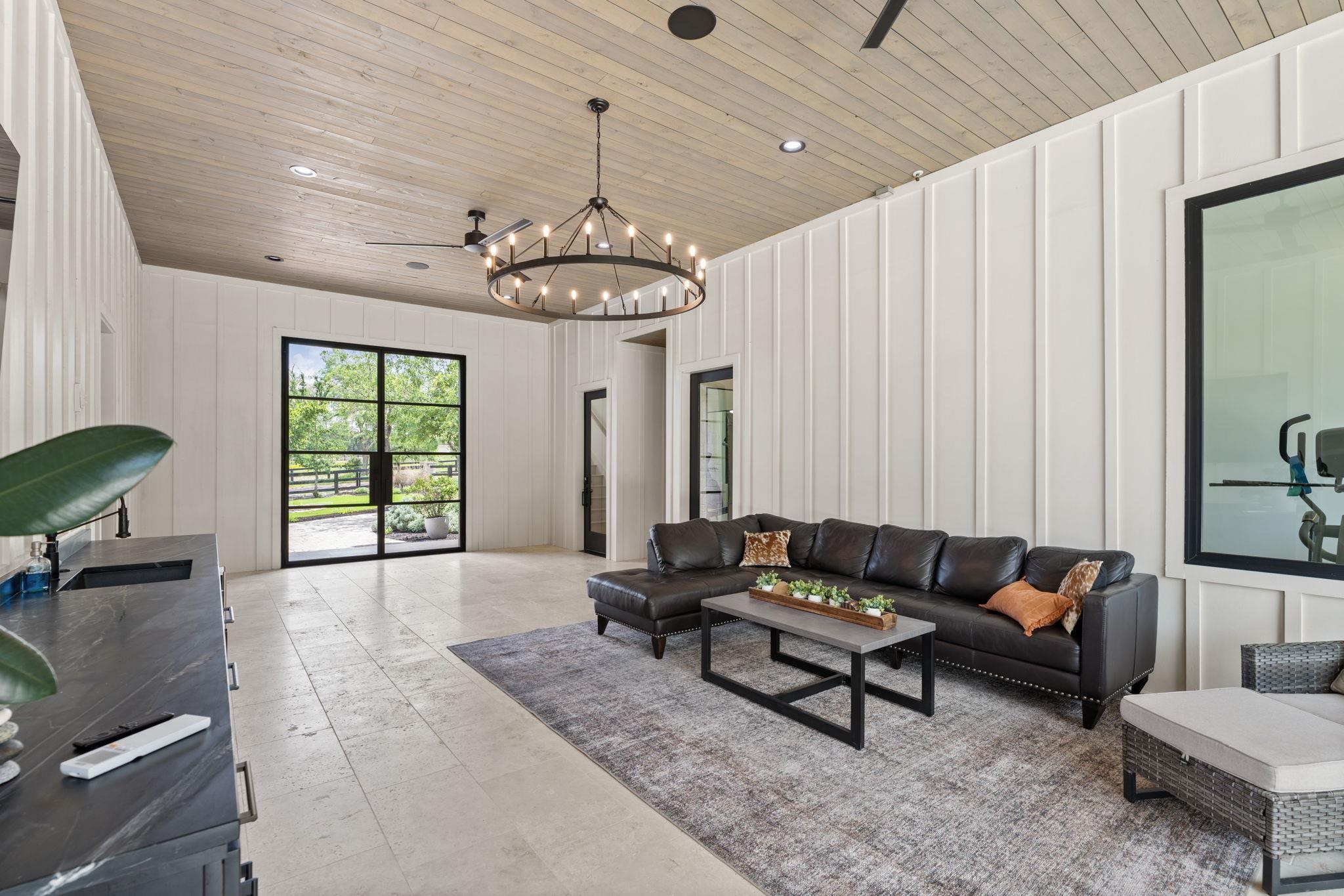 1011 The Trails Parkway