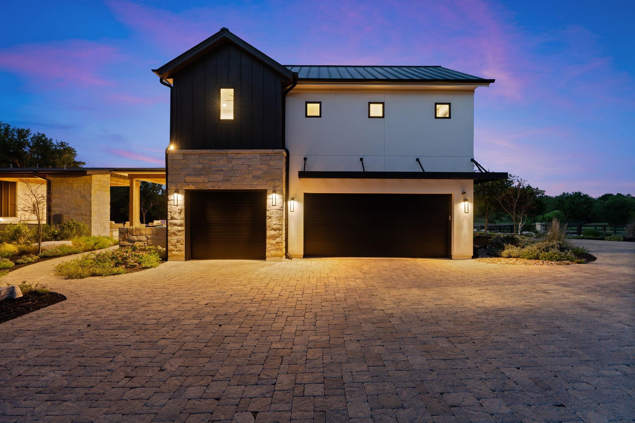 1011 The Trails Parkway