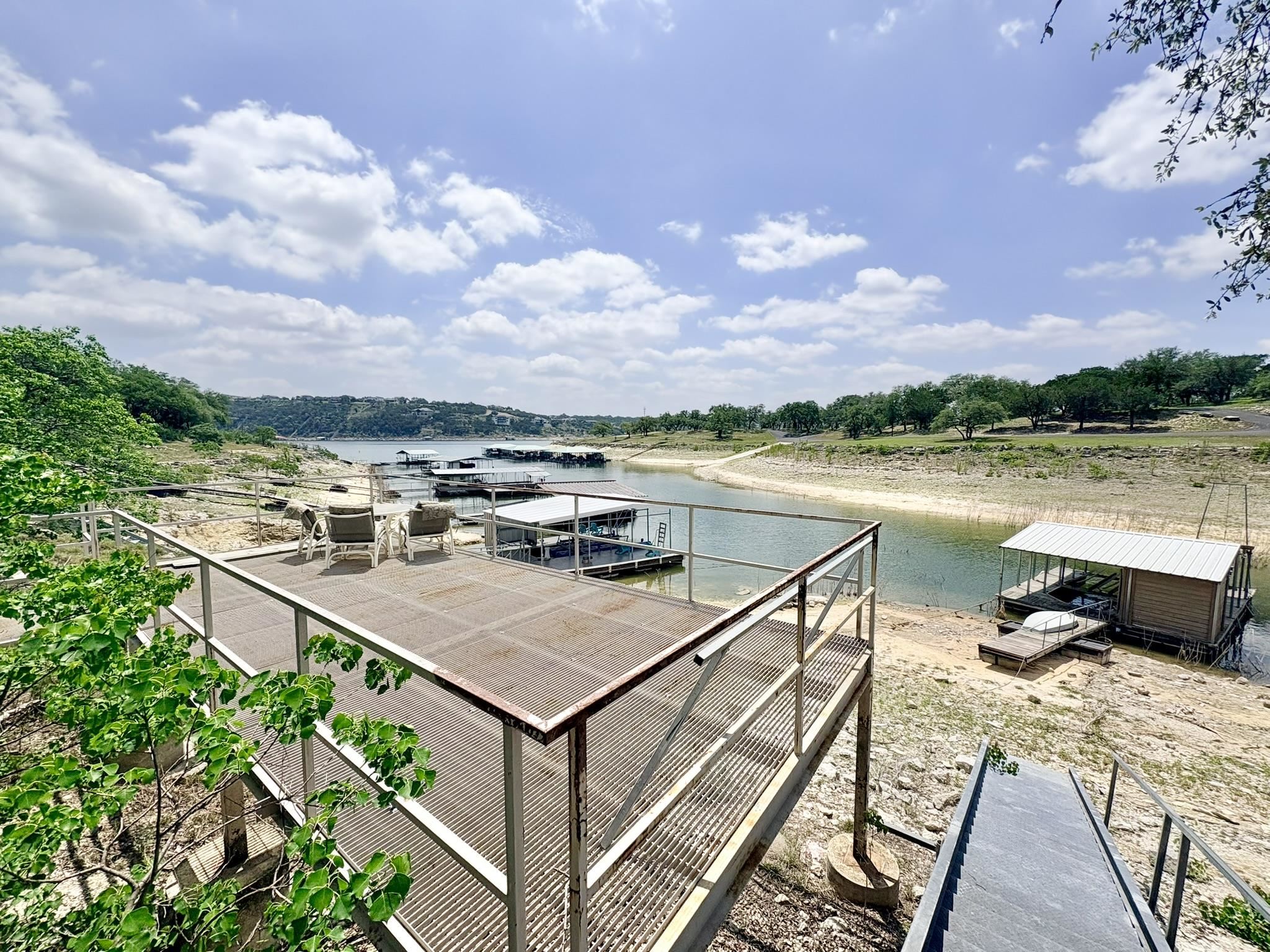 1115 Edgewater Drive