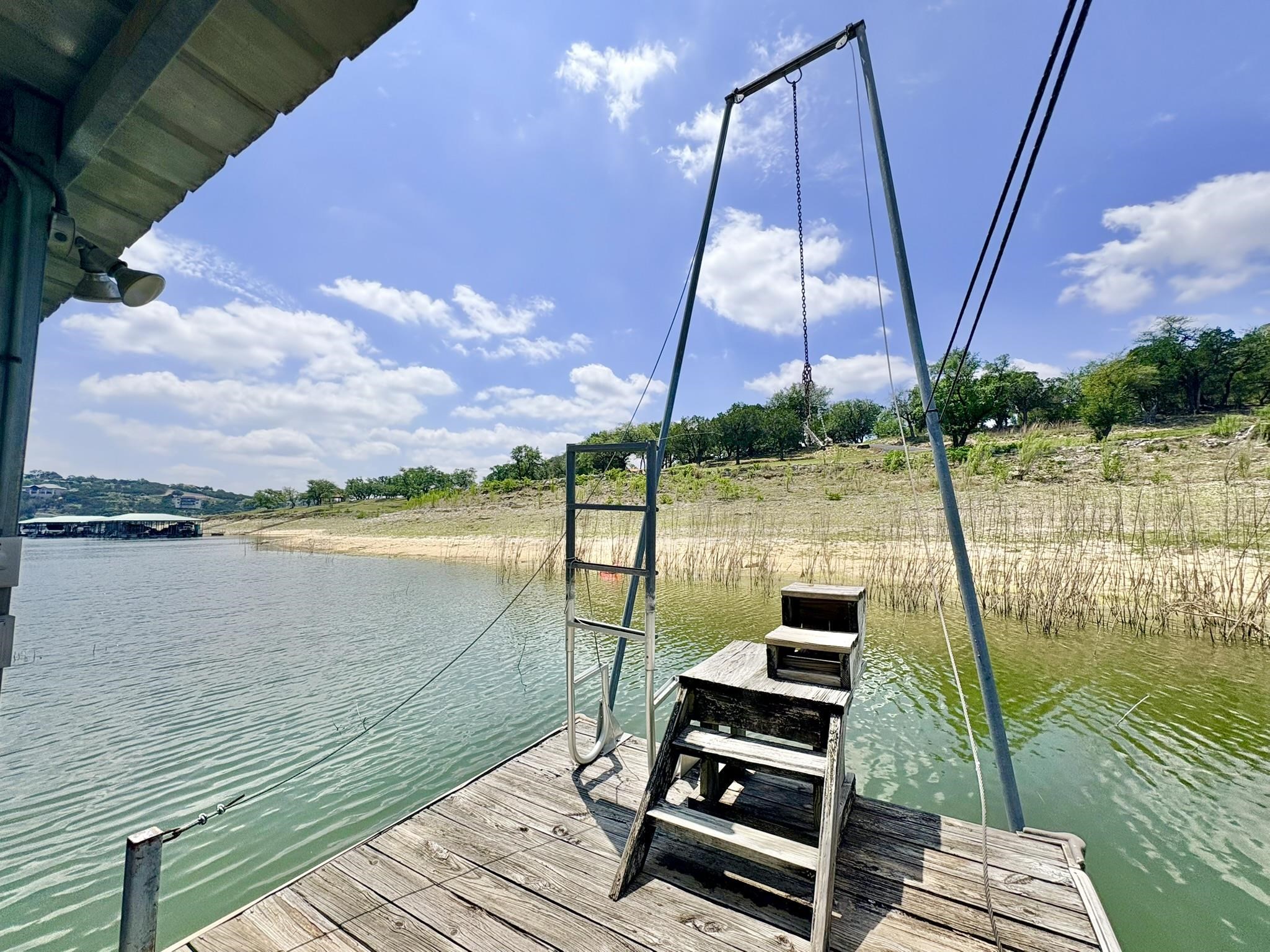 1115 Edgewater Drive