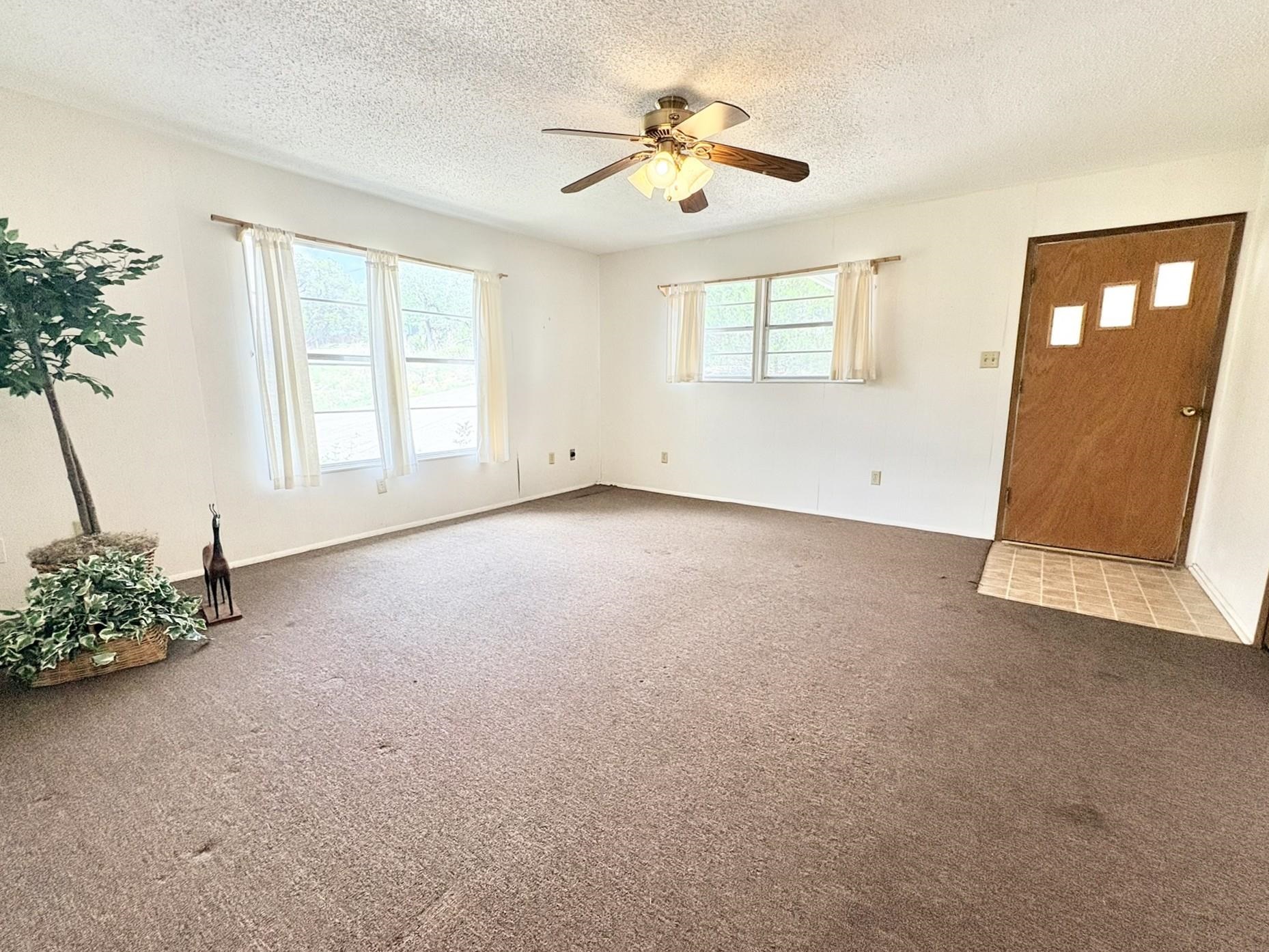 1115 Edgewater Drive