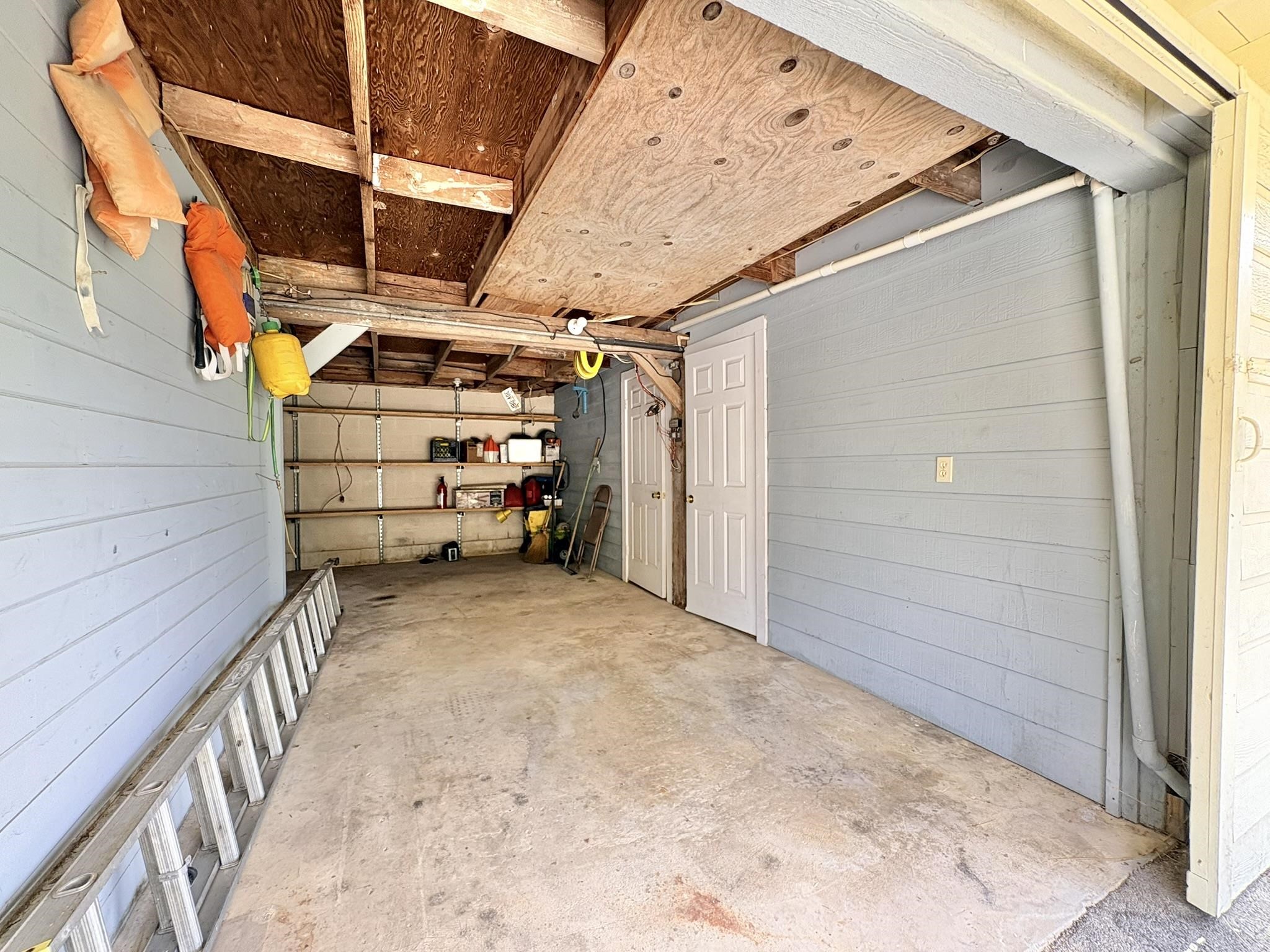 1115 Edgewater Drive